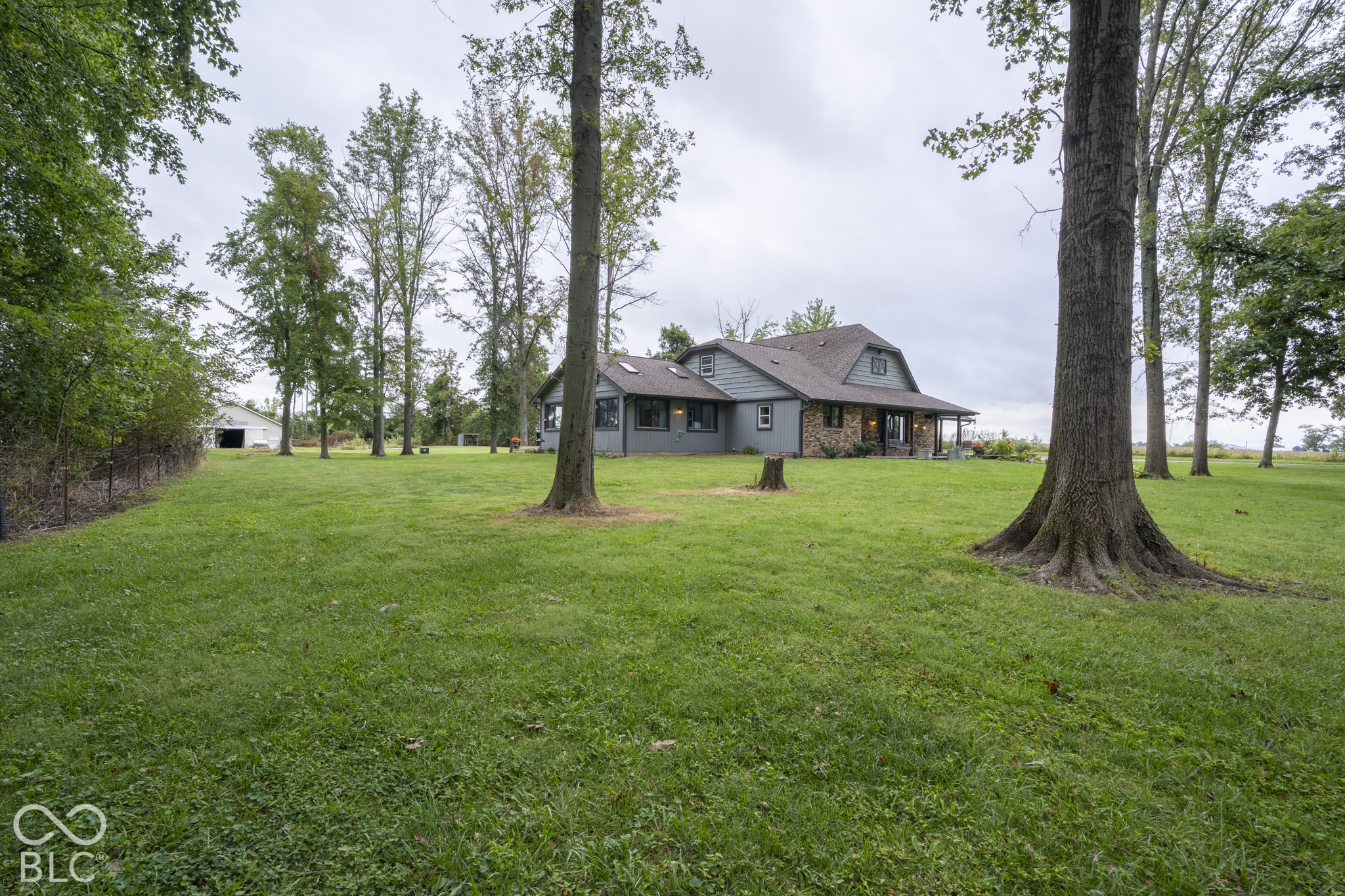 1744 W 1000 N, Fountaintown, IN, 46130 photo 4 of 71