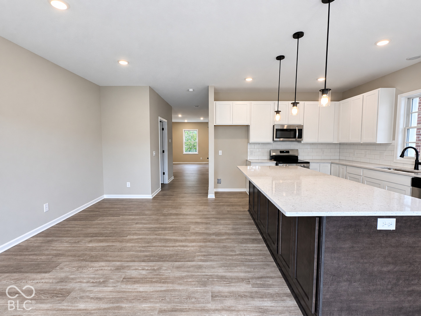 5744 Birtz Road, Indianapolis, IN, 46216 photo 4 of 9