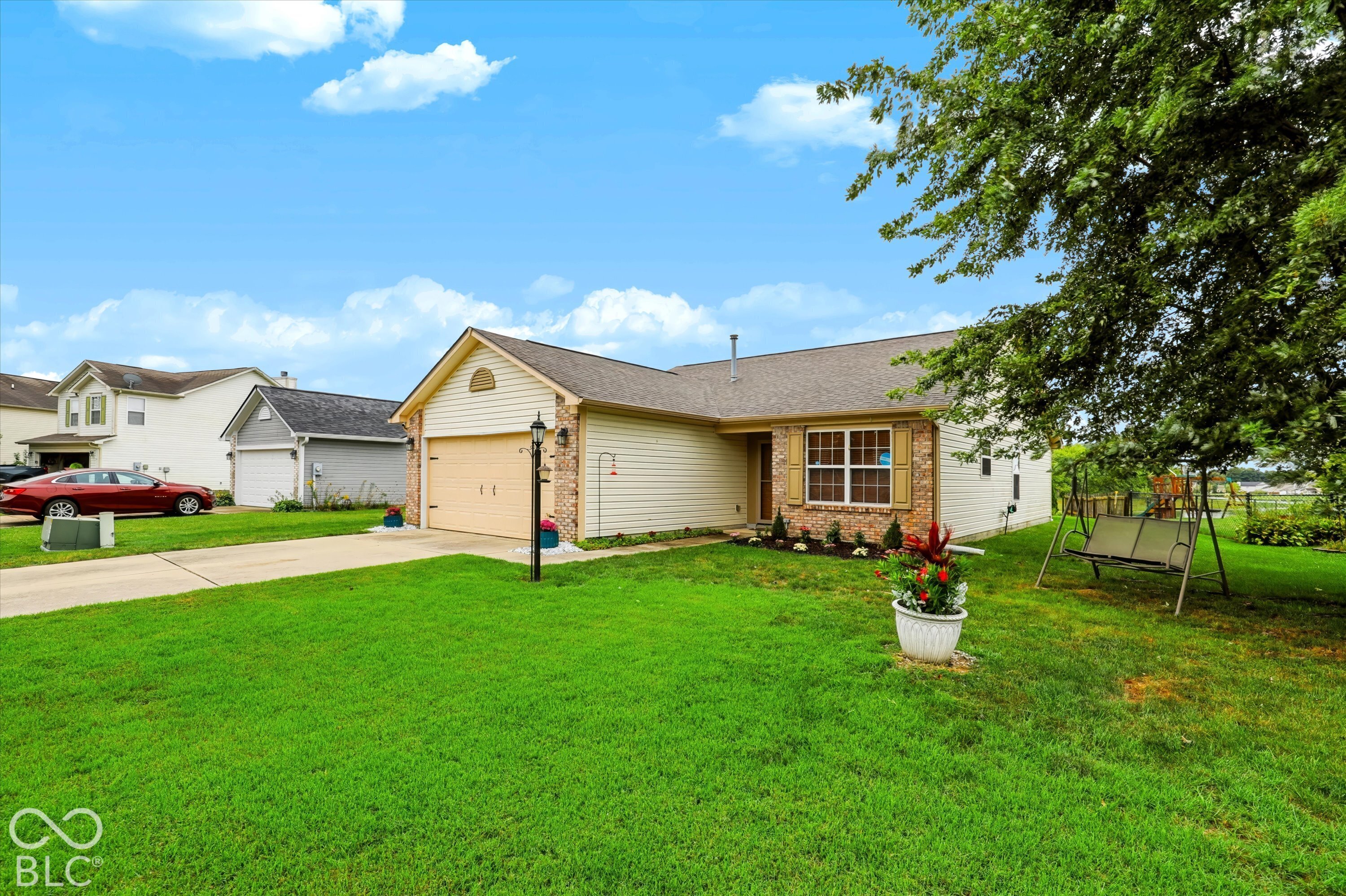 130 Rambling Road, Greenfield, IN, 46140 photo 4 of 41