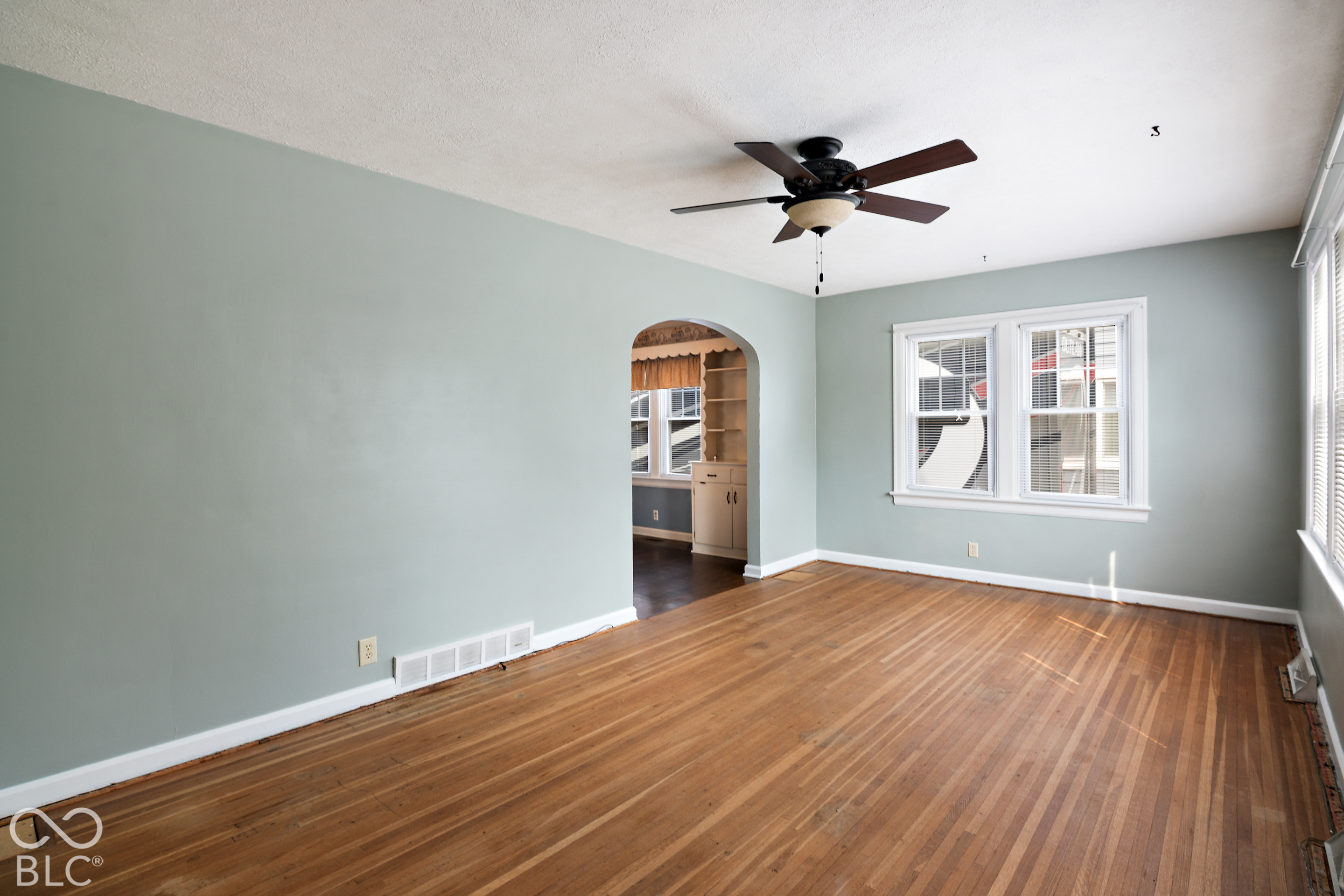 1662 Fisher Avenue, Indianapolis, IN, 46224 photo 4 of 17