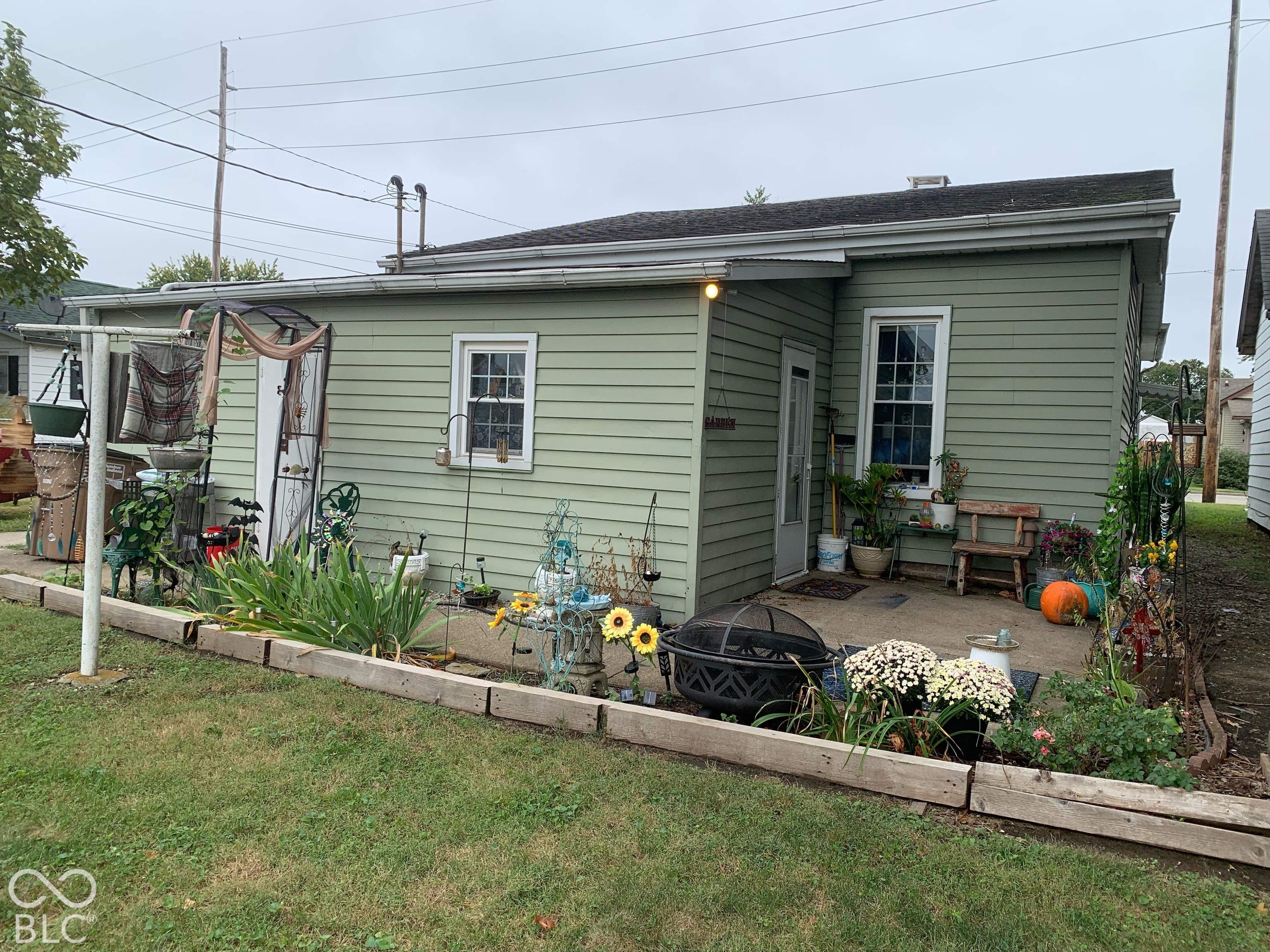 1420 Pearl Street, Columbus, IN, 47201 photo 4 of 30