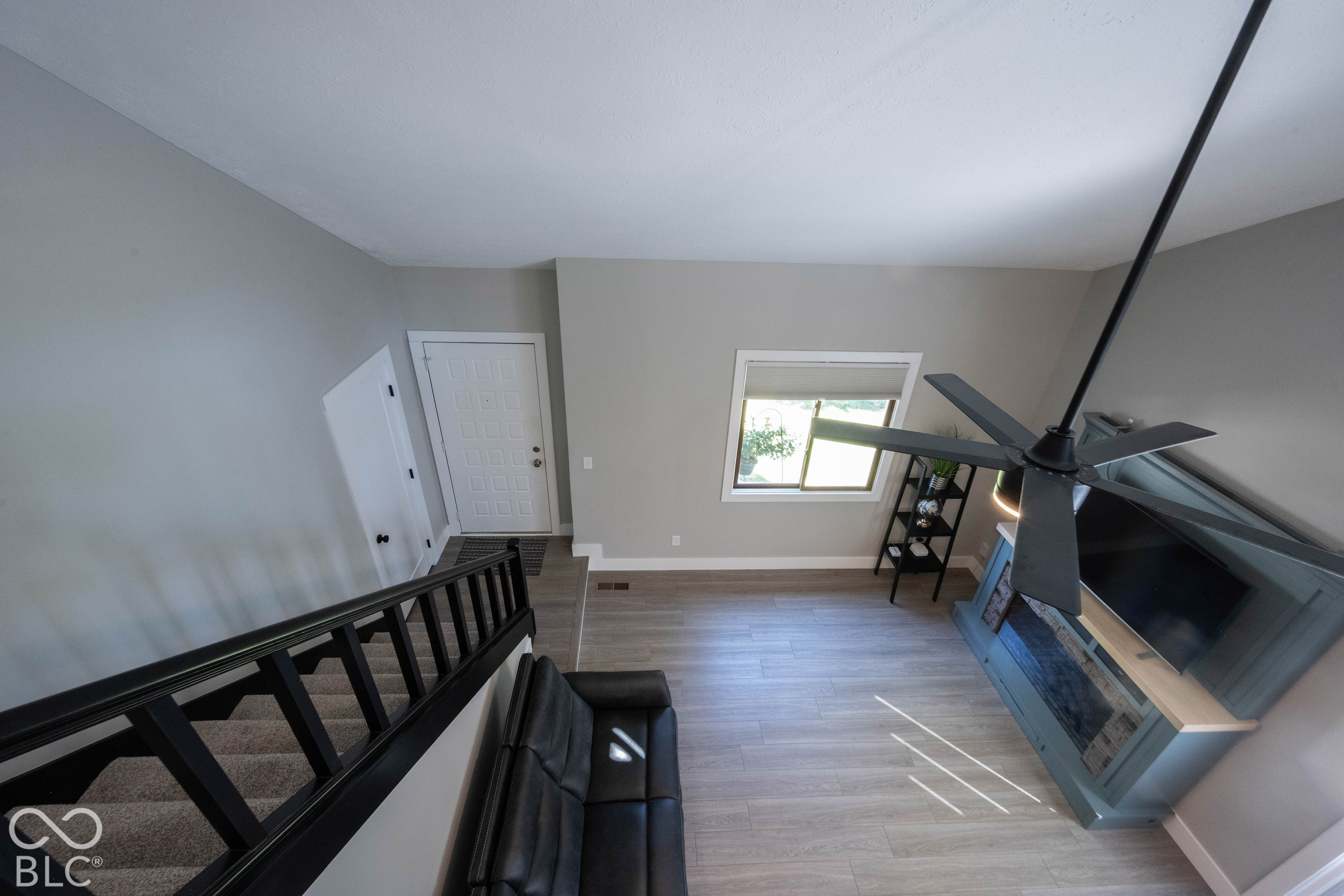 566 Conner Creek Drive, Fishers, IN, 46038 photo 4 of 61