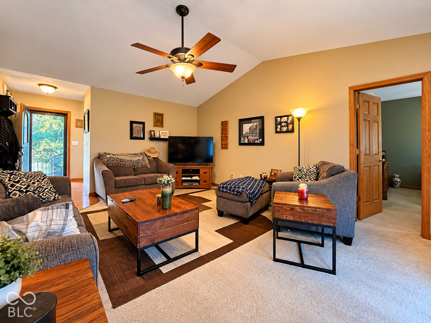 3433 Charlton Drive, Anderson, IN, 46012 photo 4 of 16