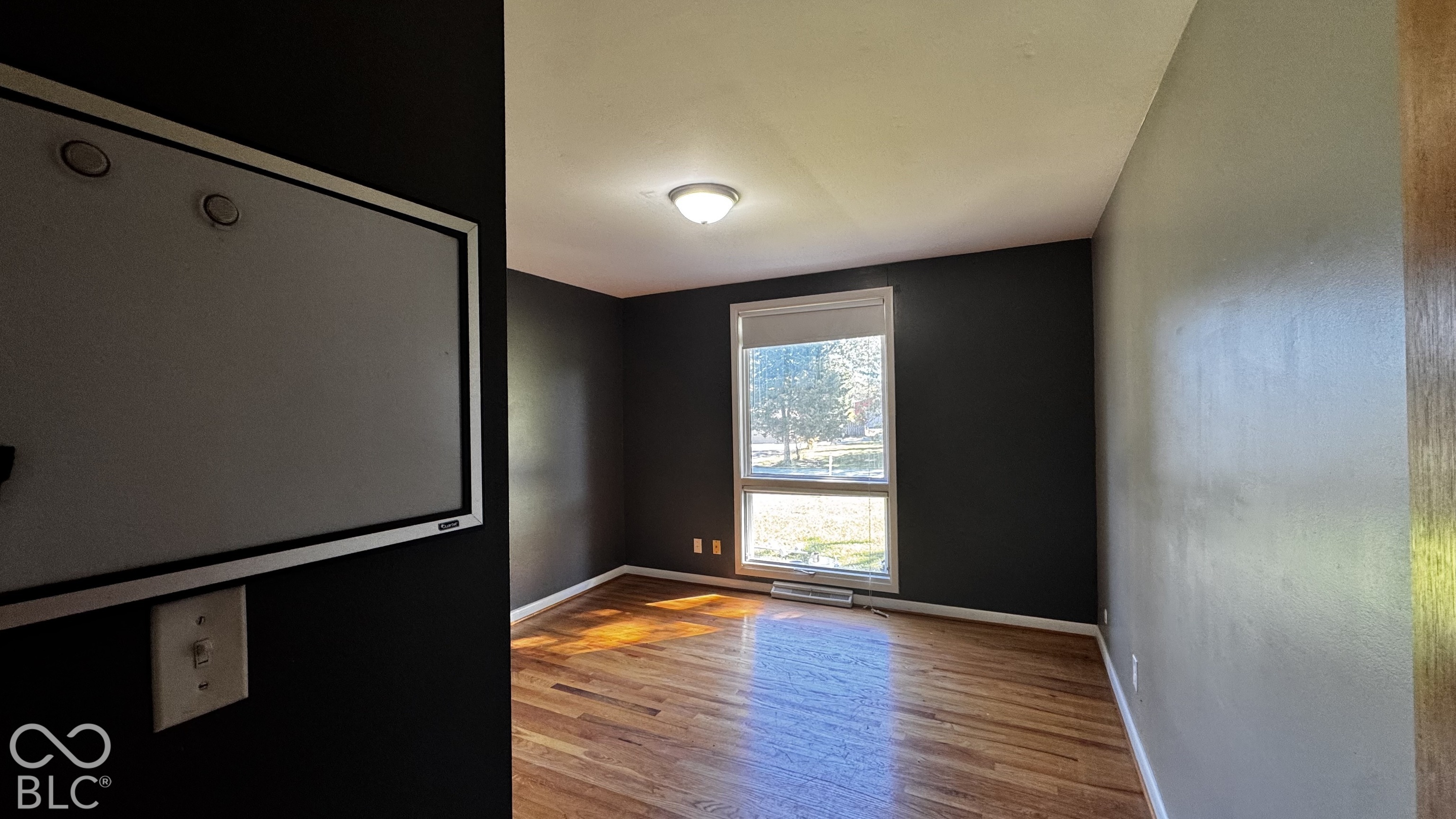 5944 S Karen Drive, Indianapolis, IN, 46239 photo 4 of 35