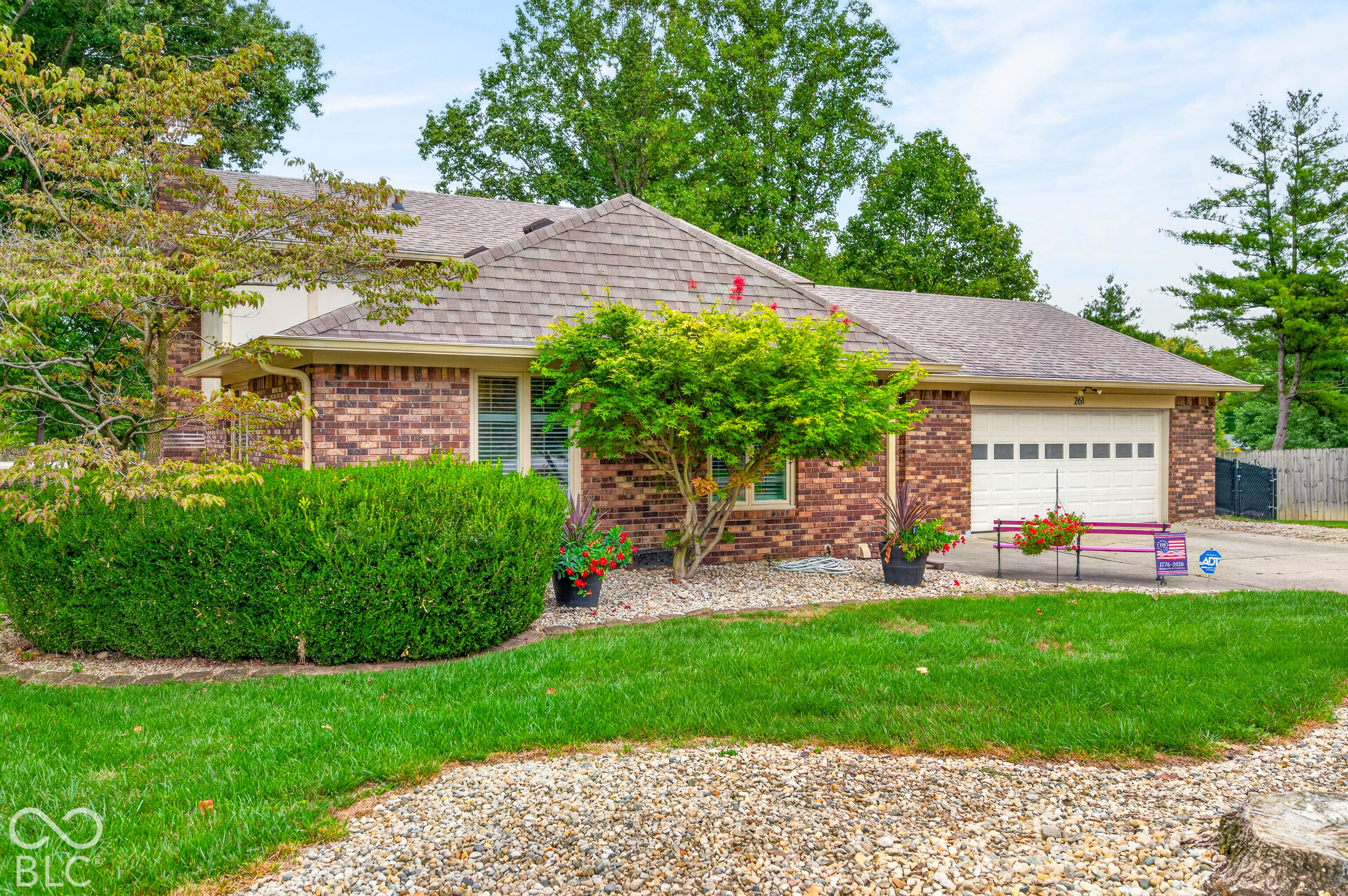 261 Oakwood, Greenwood, IN, 46142 photo 4 of 65