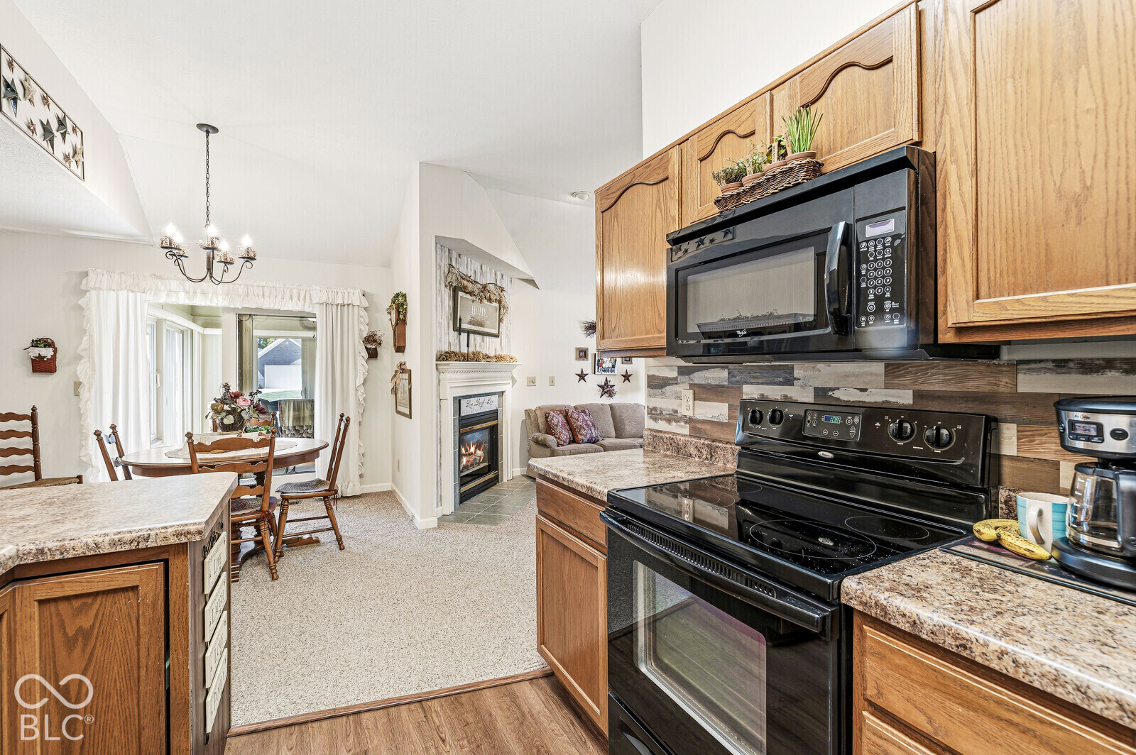 5701 Kensington Way N, Plainfield, IN, 46168 photo 4 of 30