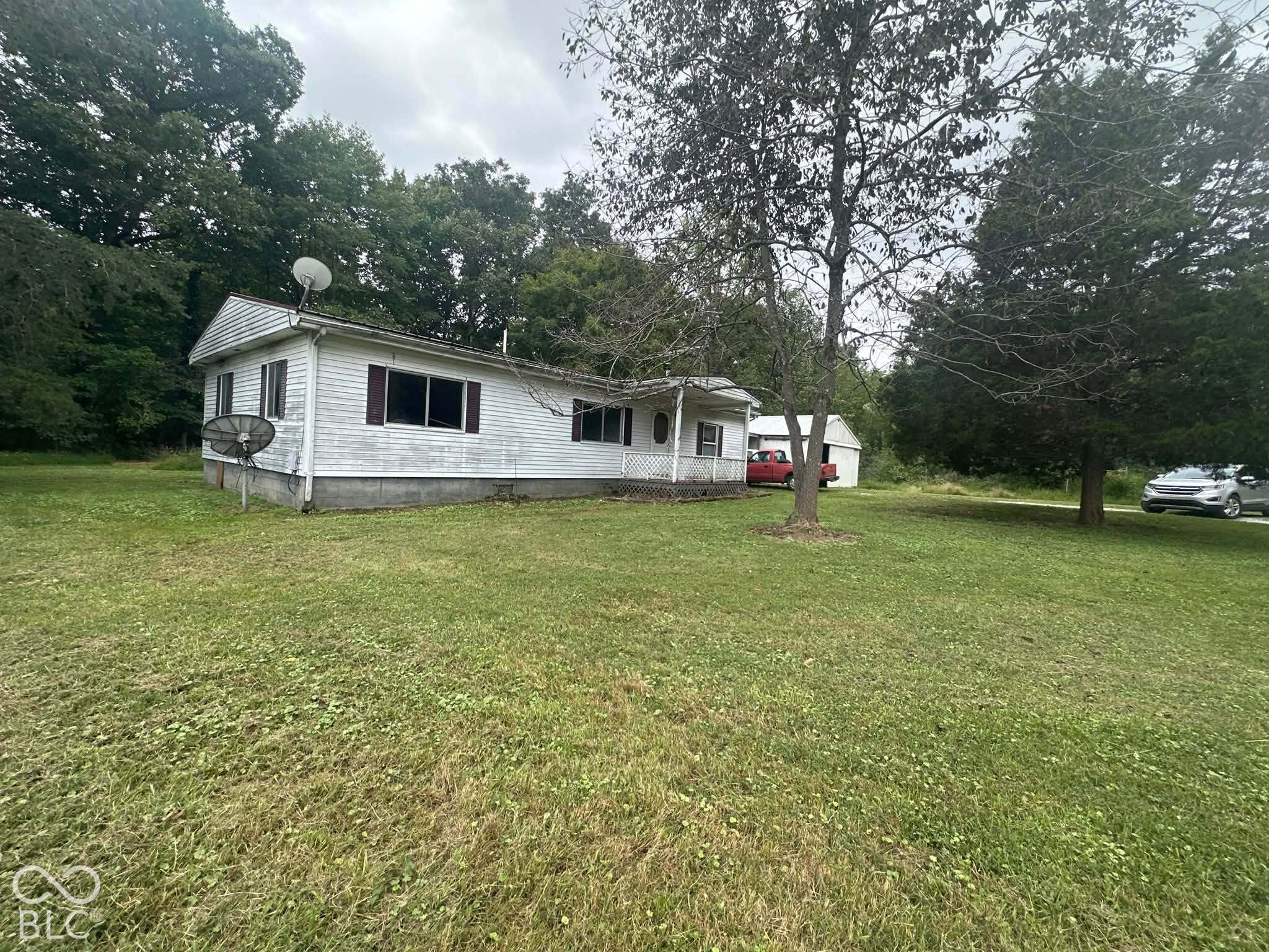 407 Country Lake Road, Underwood, IN, 47177 photo 4 of 11