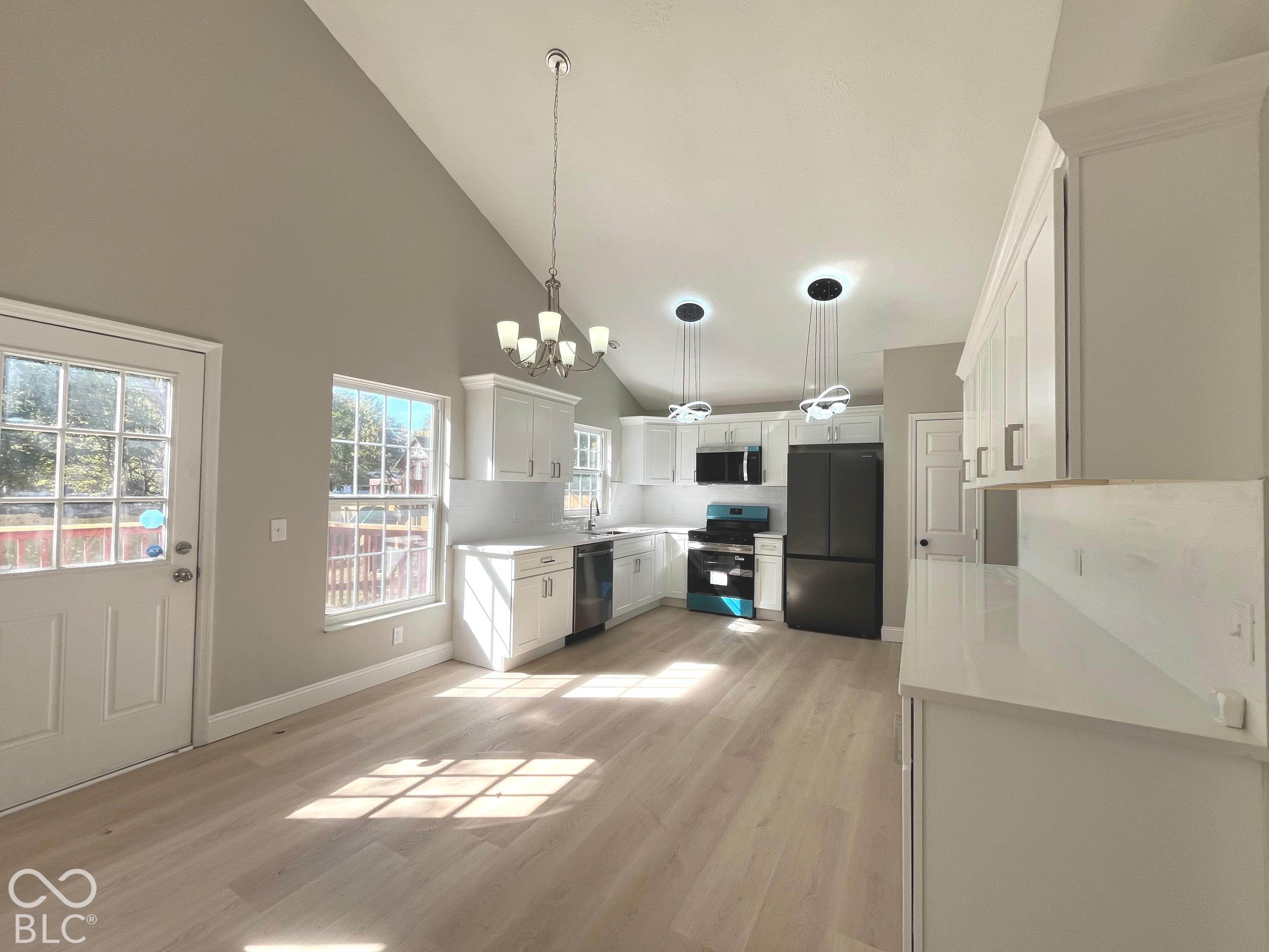 12621 Roan, Indianapolis, IN, 46236 photo 4 of 22