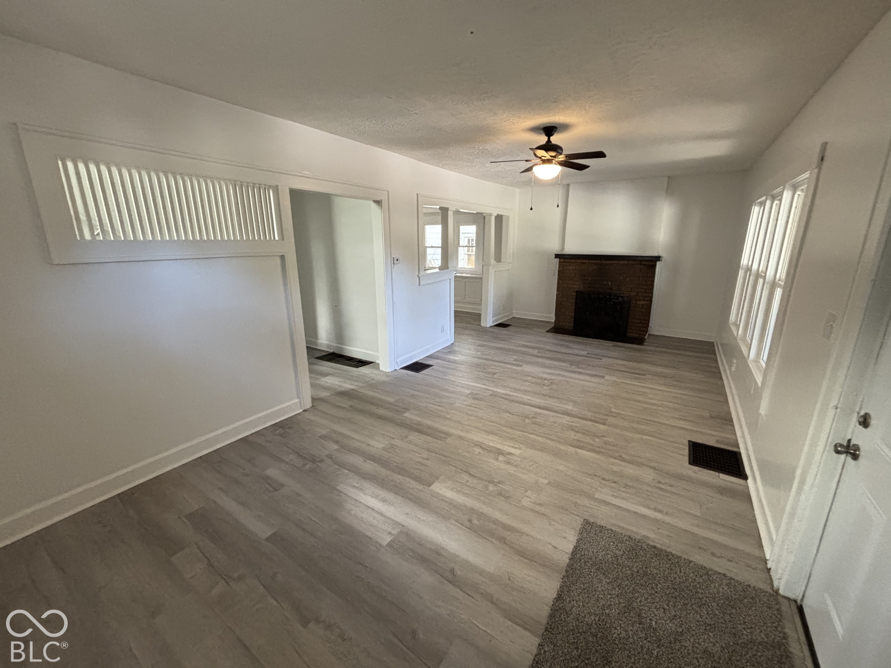 337 Wallace Avenue, Indianapolis, IN, 46201 photo 4 of 22