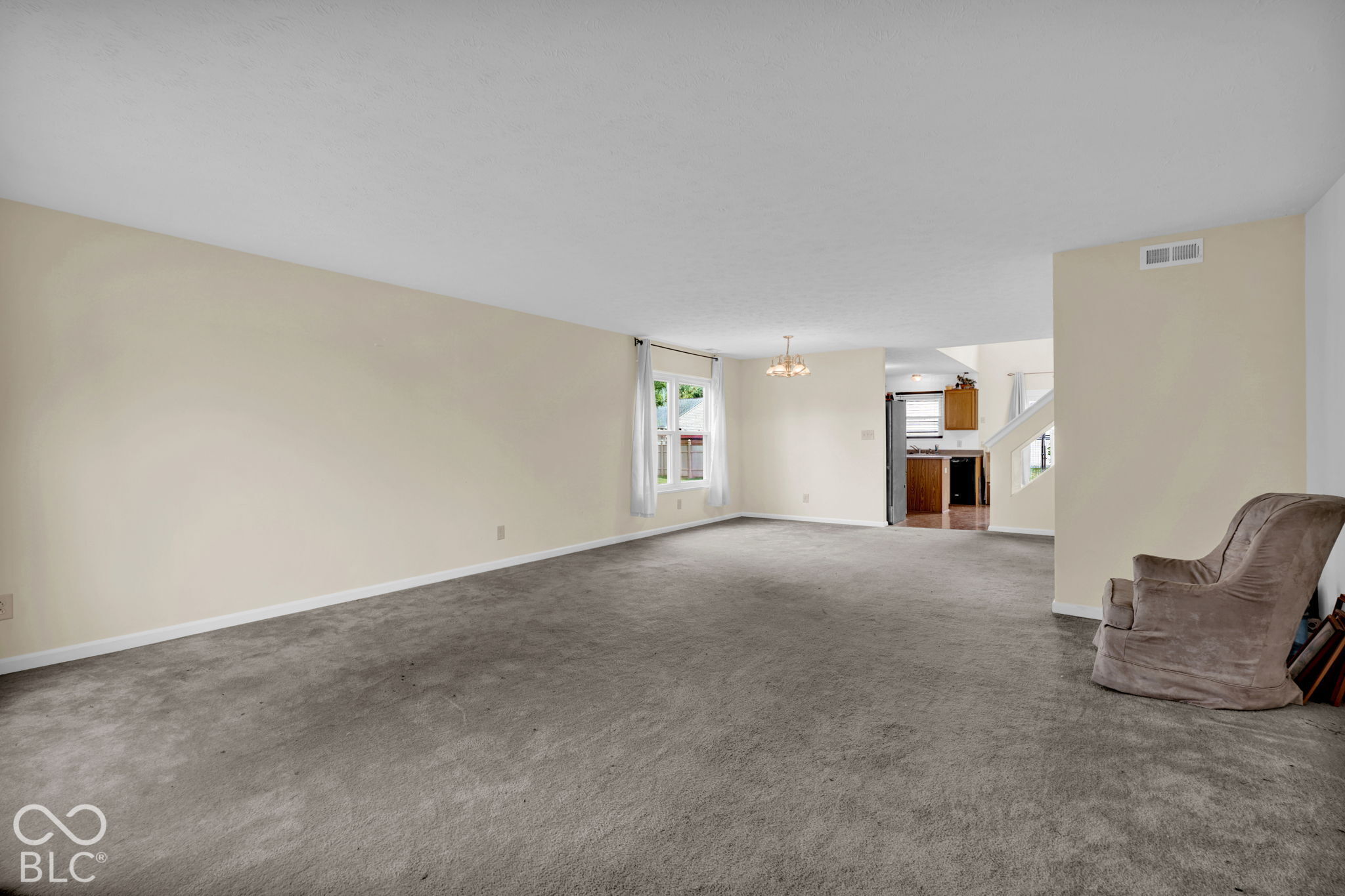 7807 Fox Glen Drive, Indianapolis, IN, 46239 photo 4 of 33