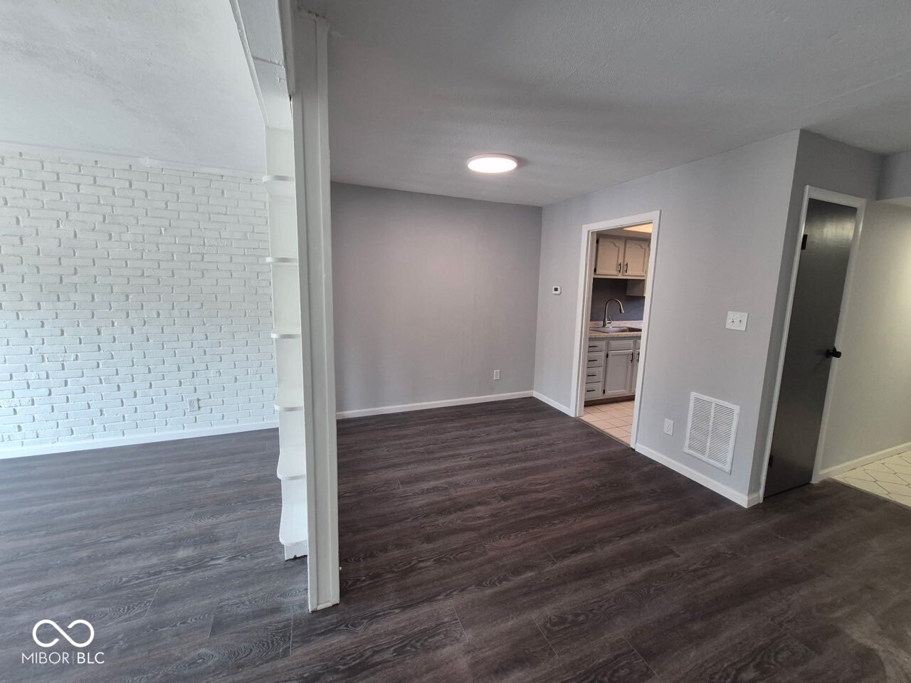 7411 Country Brook Drive, Indianapolis, IN, 46260 photo 4 of 23