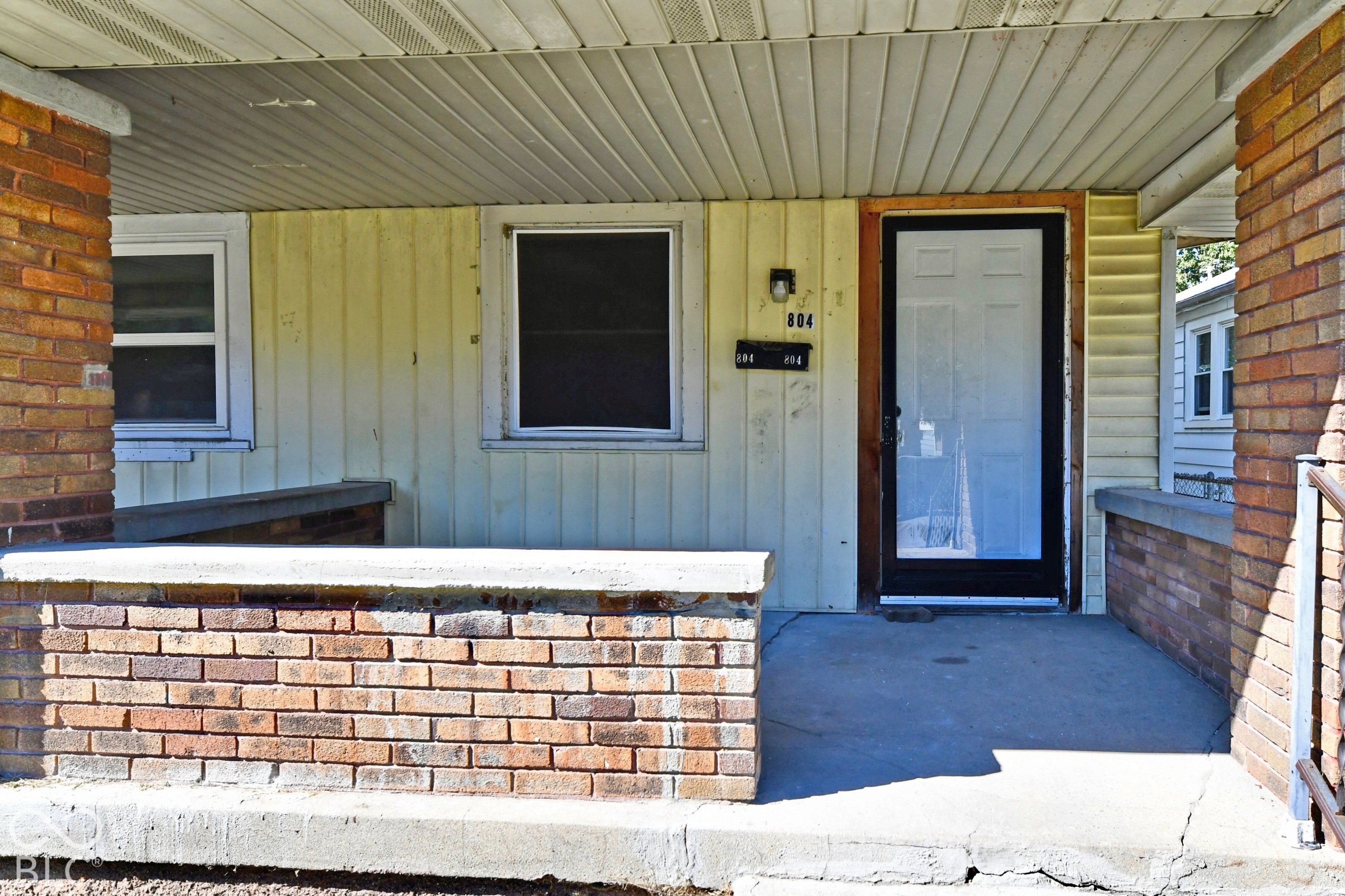 802 N Bradley Avenue, Indianapolis, IN, 46201 photo 4 of 65