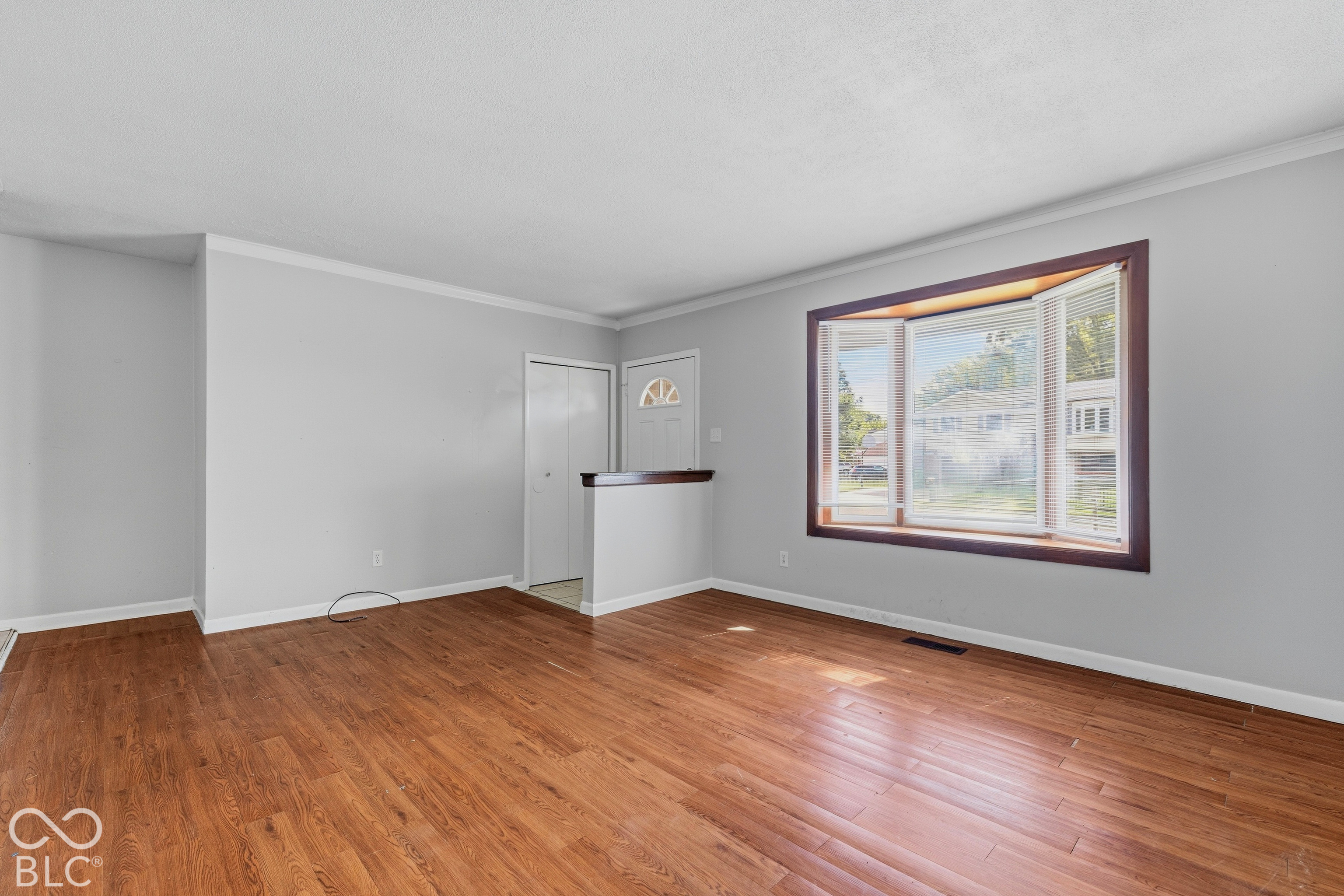 3113 Osceola Lane, Indianapolis, IN, 46235 photo 4 of 29
