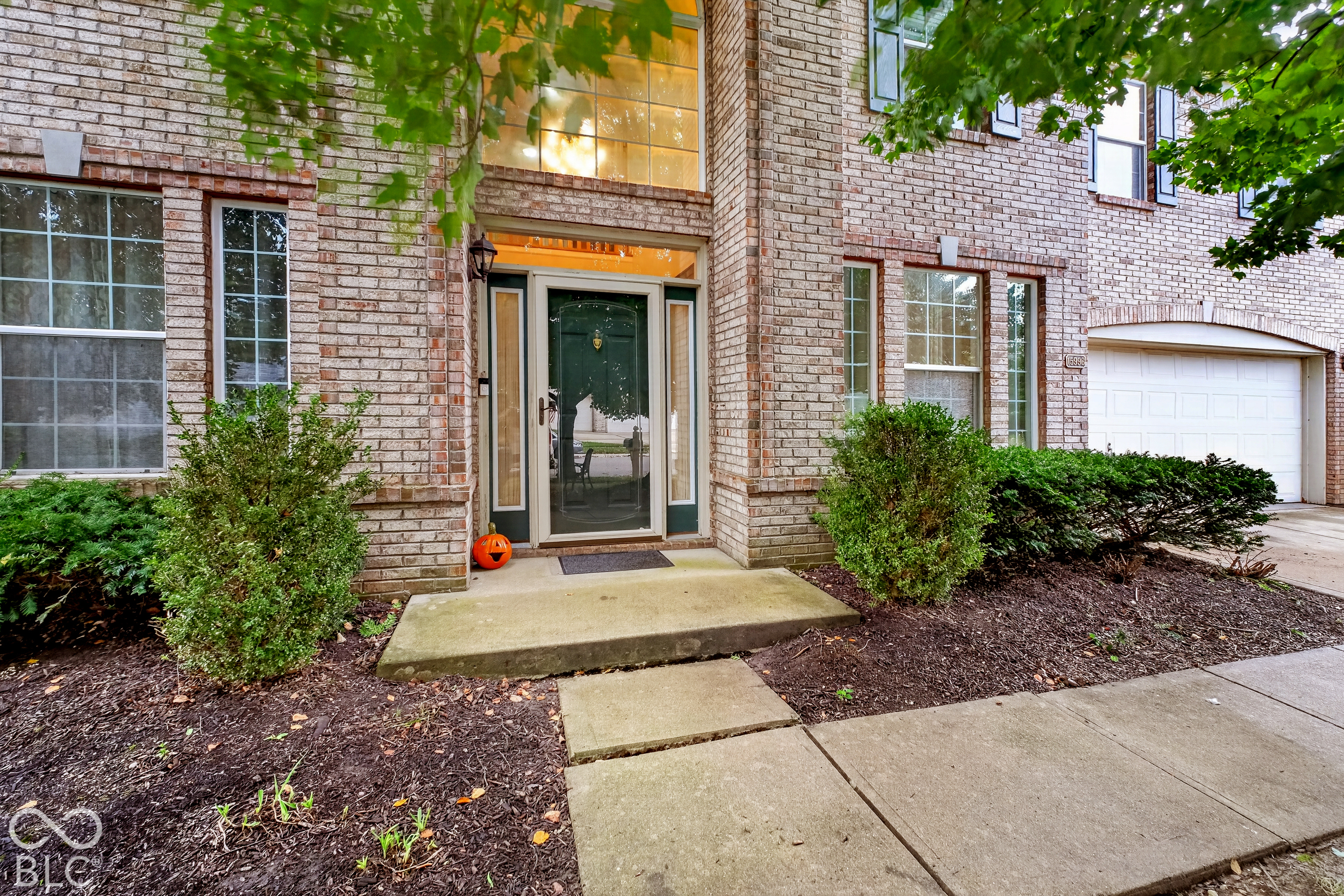 15996 Arbor Grove Boulevard, Noblesville, IN, 46060 photo 4 of 34
