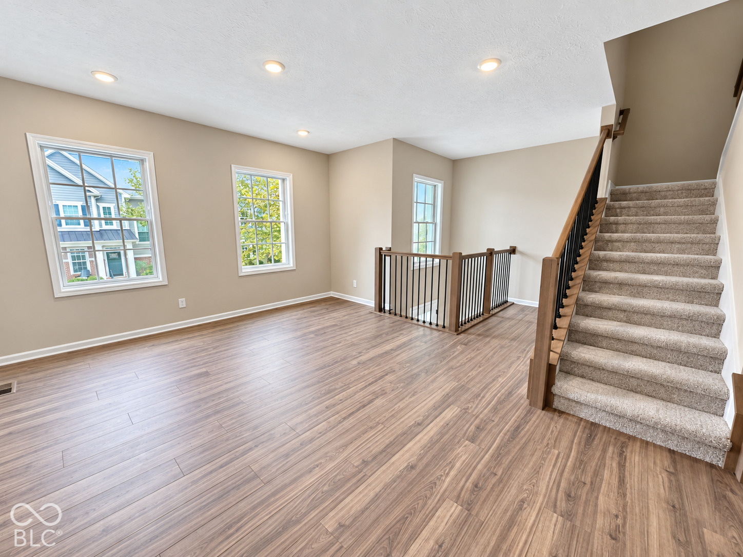 5752 Birtz Road, Indianapolis, IN, 46216 photo 4 of 6