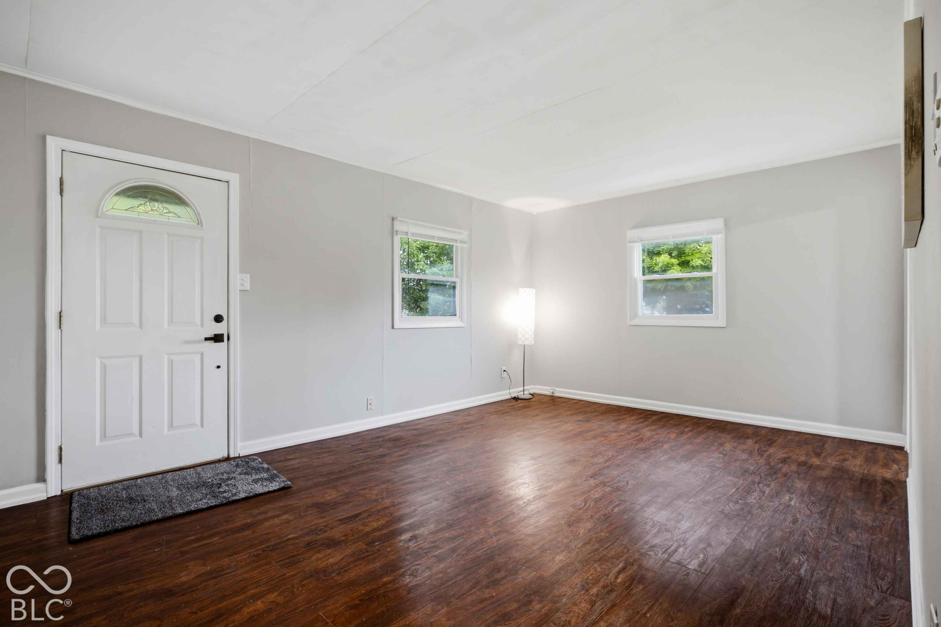 2917 15th Street, Columbus, IN, 47201 photo 4 of 19