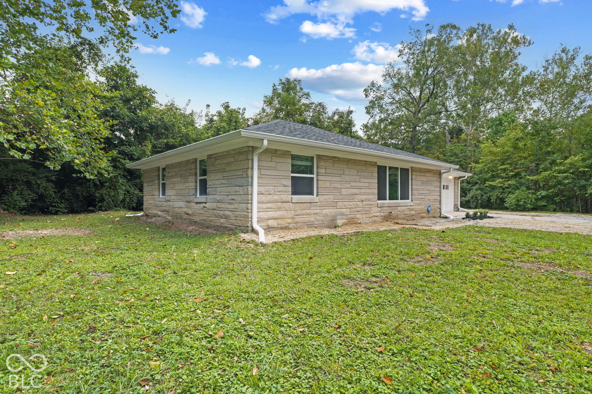 7437 S County Road 750 E, Plainfield, IN, 46168 photo 4 of 26