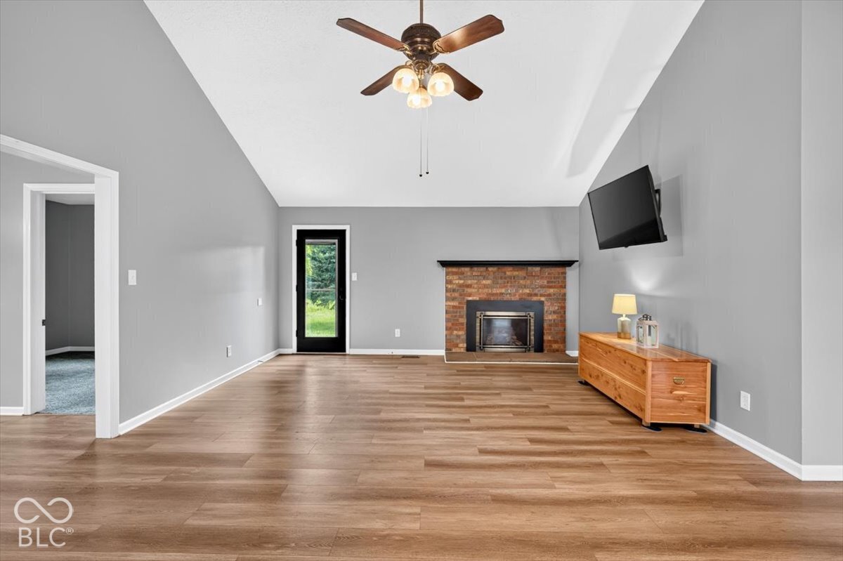 1101 Riverview Drive, Greenfield, IN, 46140 photo 4 of 25