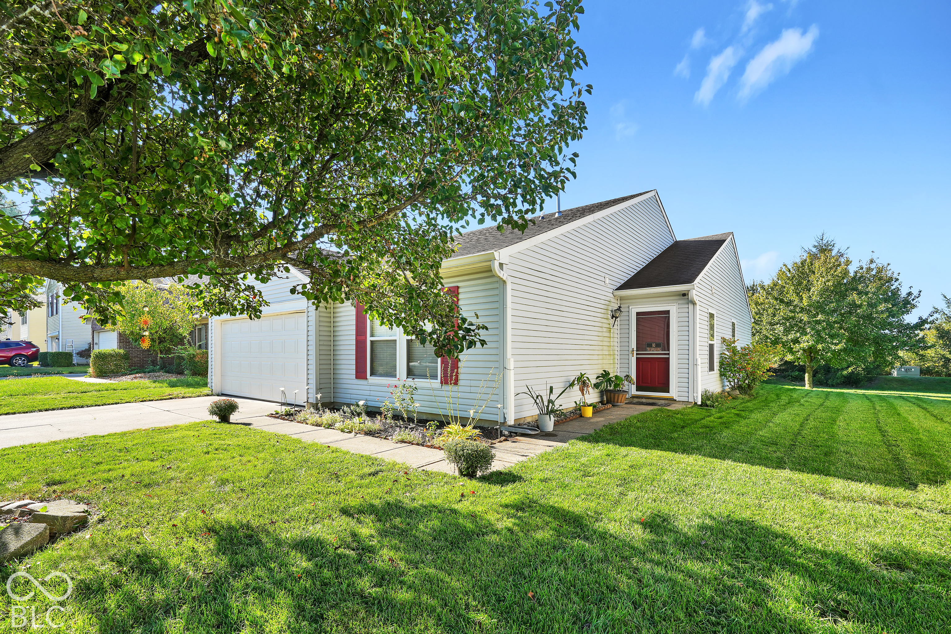 8452 Abbey Dell Drive, Camby, IN, 46113 photo 4 of 35