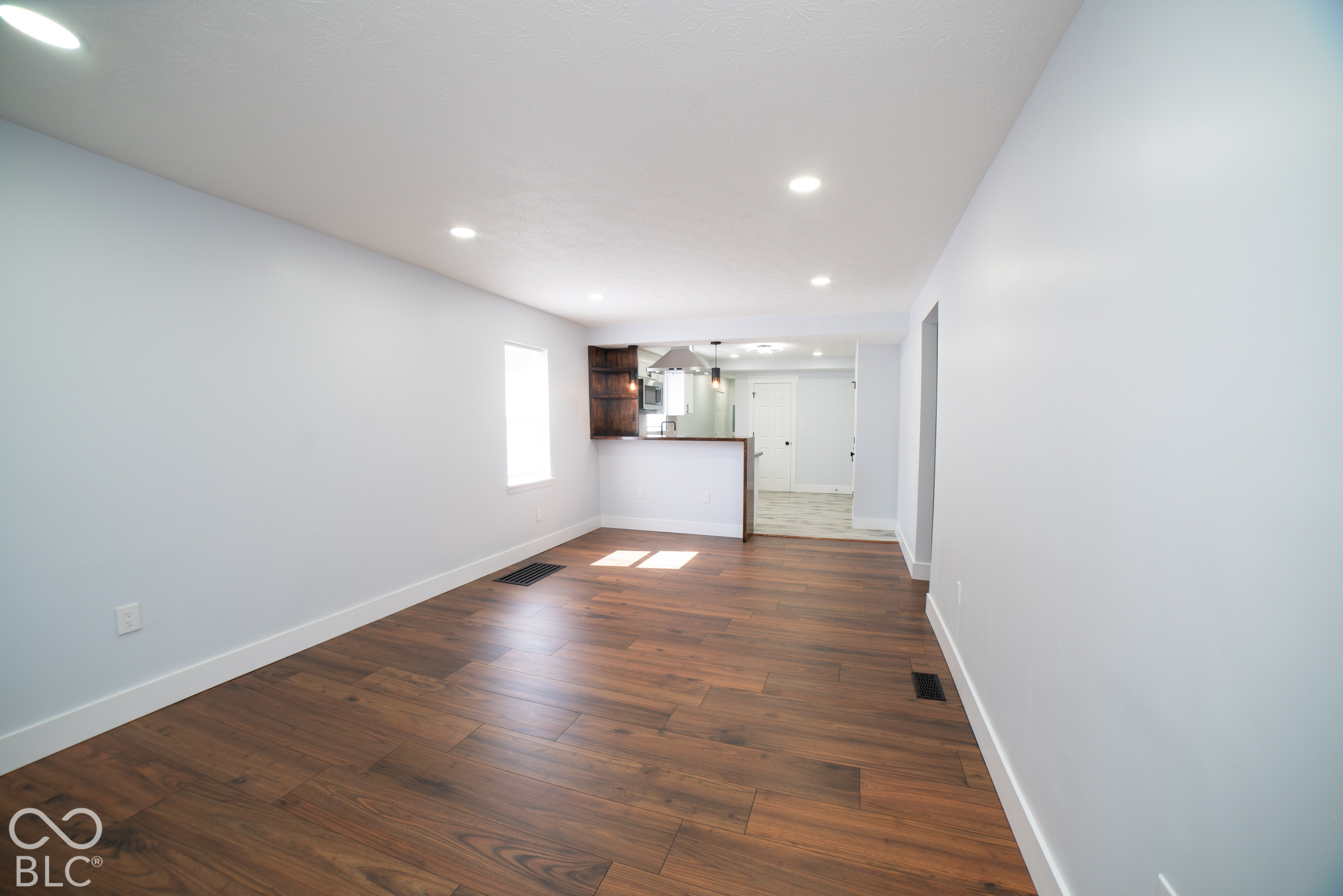 338 S Rural Street, Indianapolis, IN, 46201 photo 4 of 26