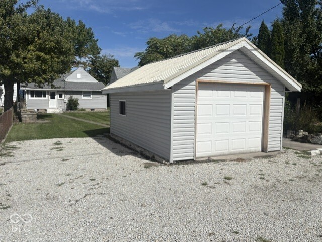 415 W Main, Greensburg, IN, 47240 photo 4 of 32
