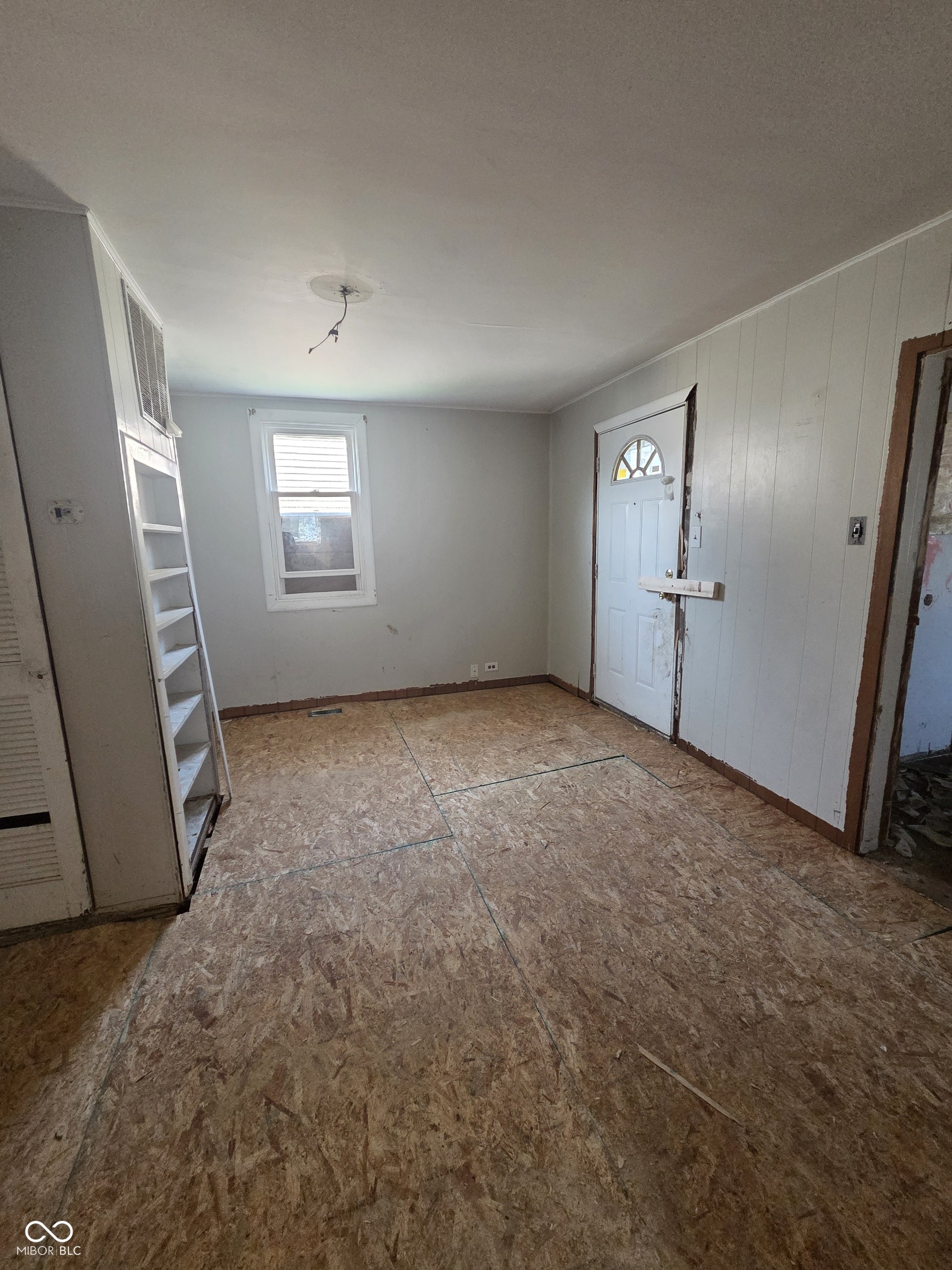 2339 Hoyt Avenue, Indianapolis, IN, 46203 photo 4 of 13