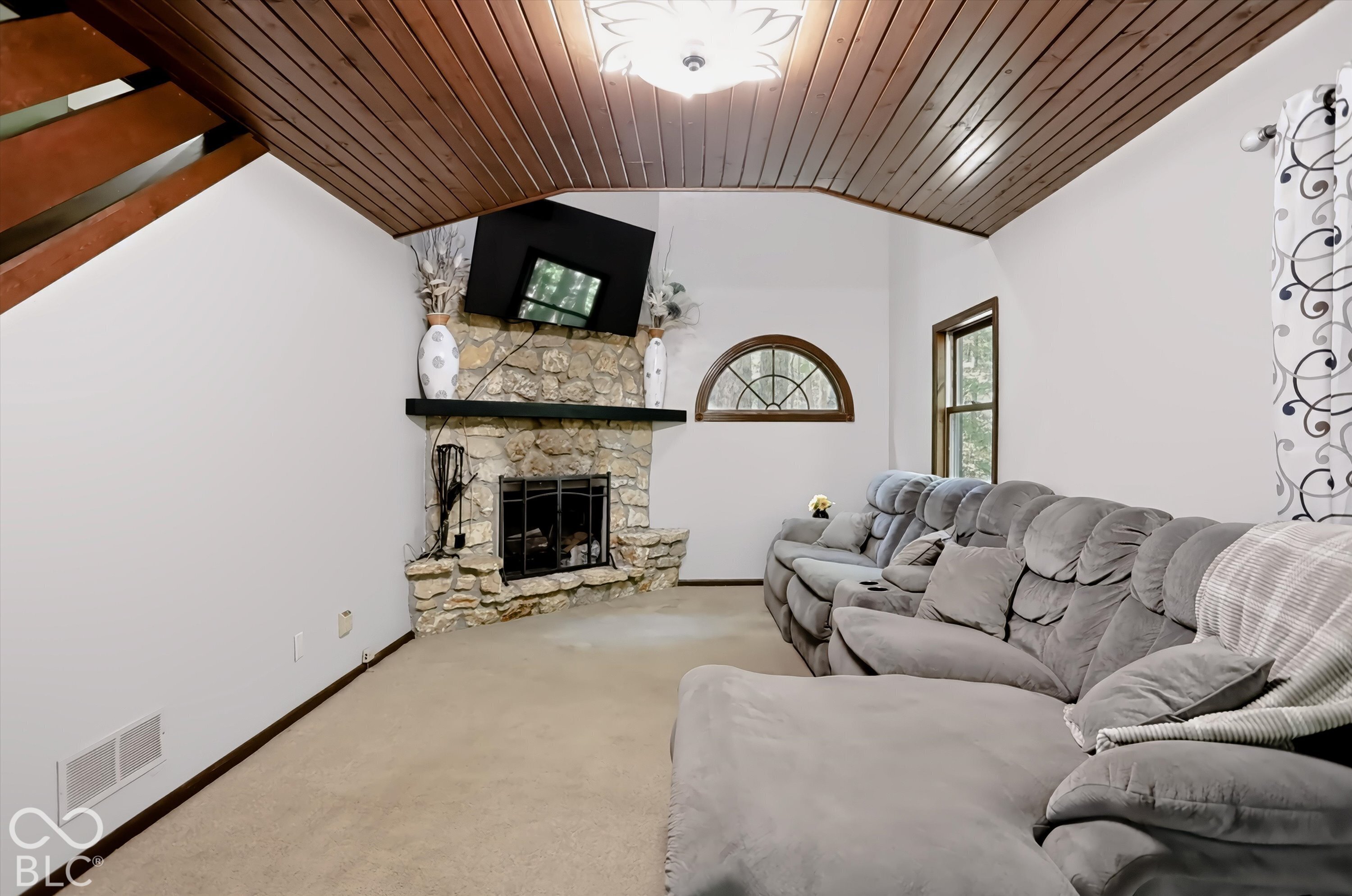 7124 E Centenary Road, Mooresville, IN, 46158 photo 4 of 59