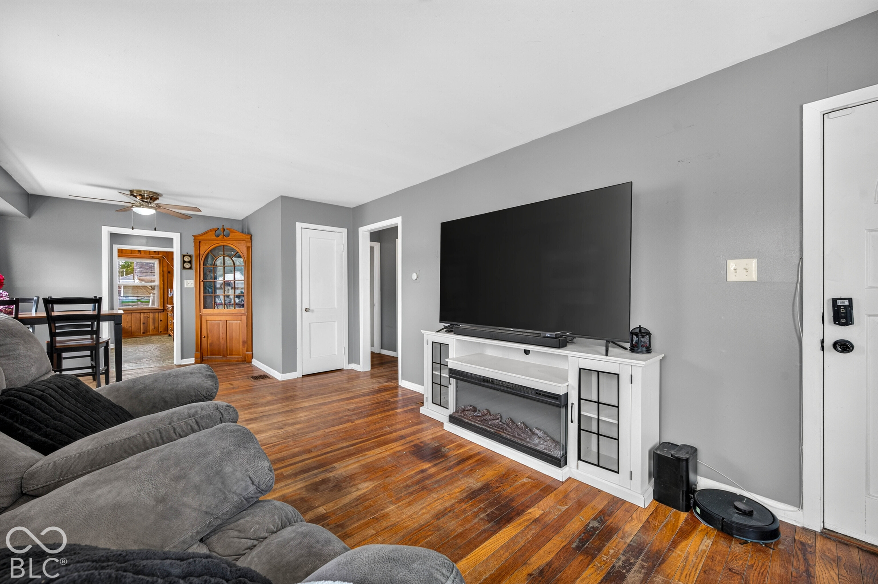 1302 Court, Columbus, IN, 47201 photo 4 of 62