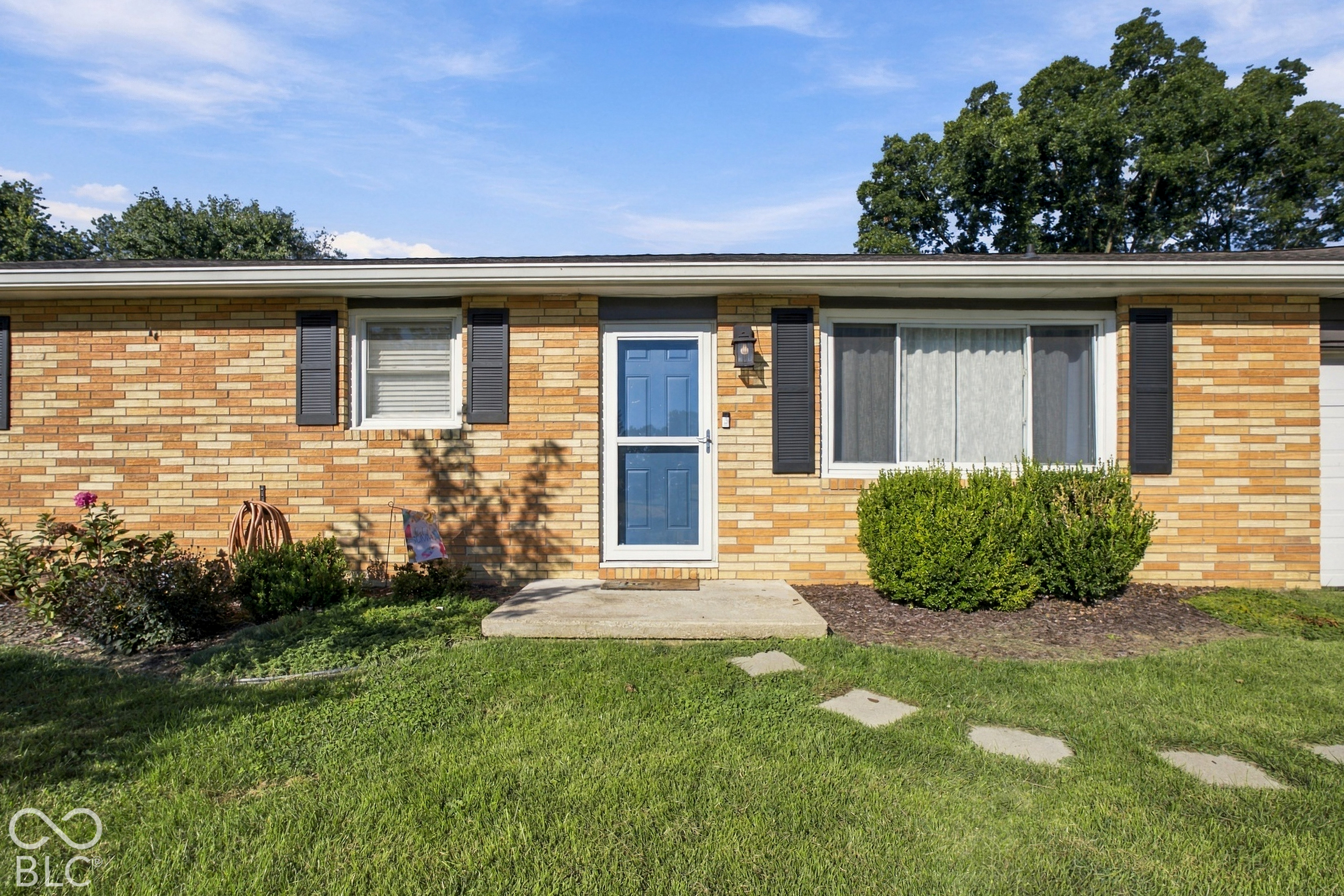 2730 Rogers Street, Columbus, IN, 47201 photo 4 of 32