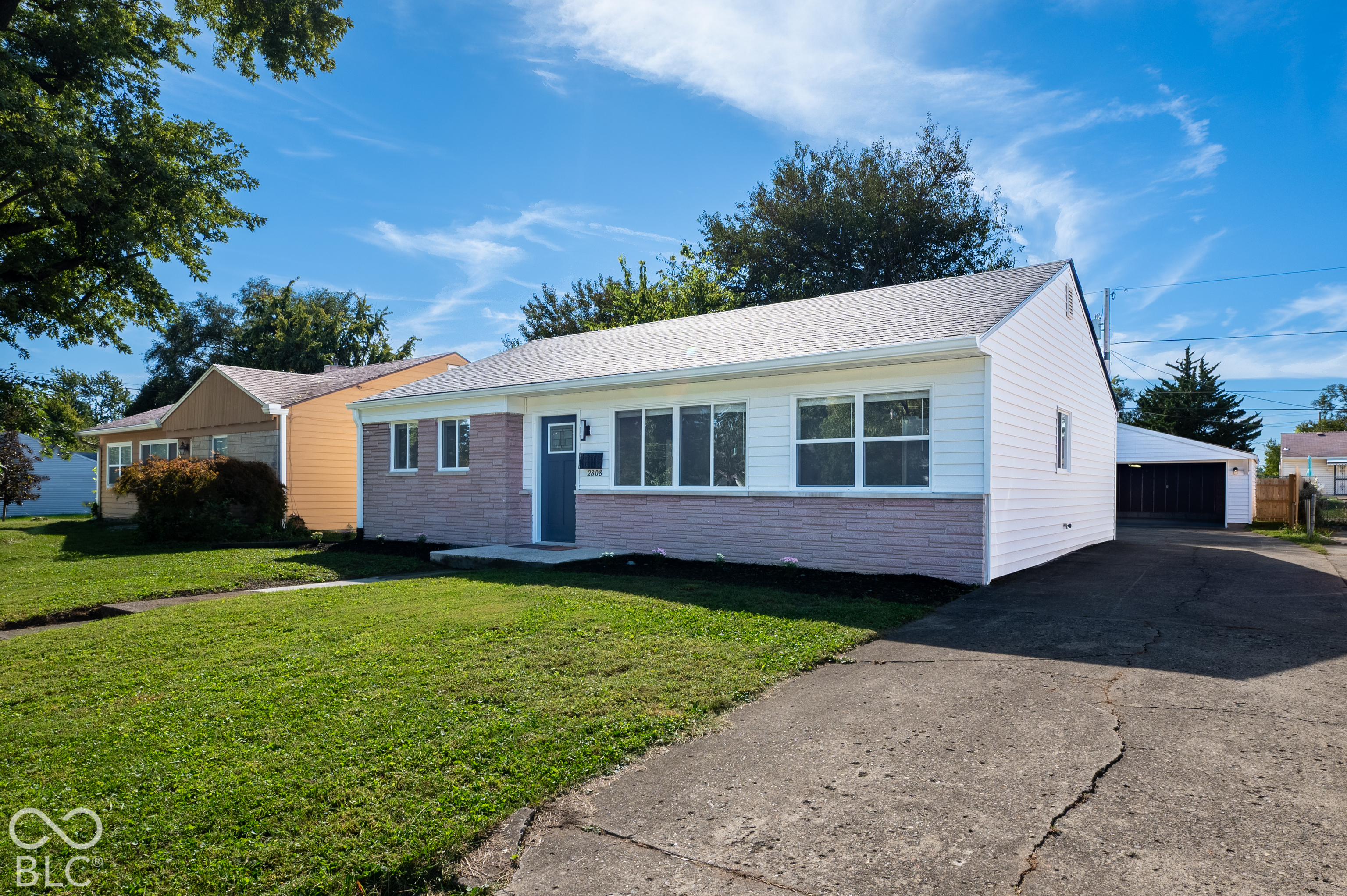 2808 Sangster Avenue, Indianapolis, IN, 46218 photo 4 of 37
