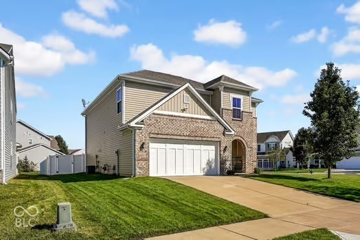 2262 Creekland Creek, Columbus, IN, 47201 photo 4 of 30