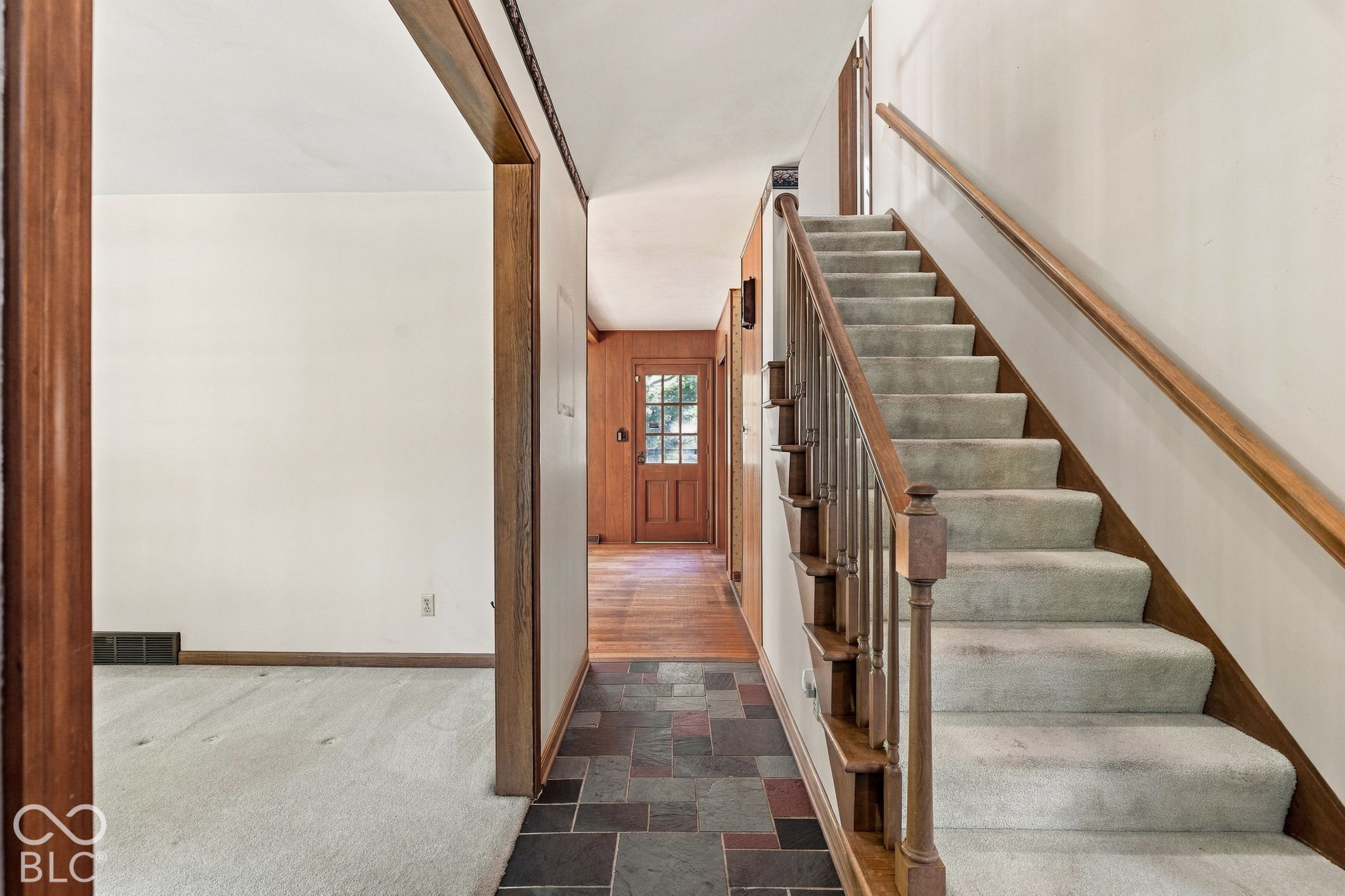 503 Sudbury Court, Indianapolis, IN, 46234 photo 4 of 40