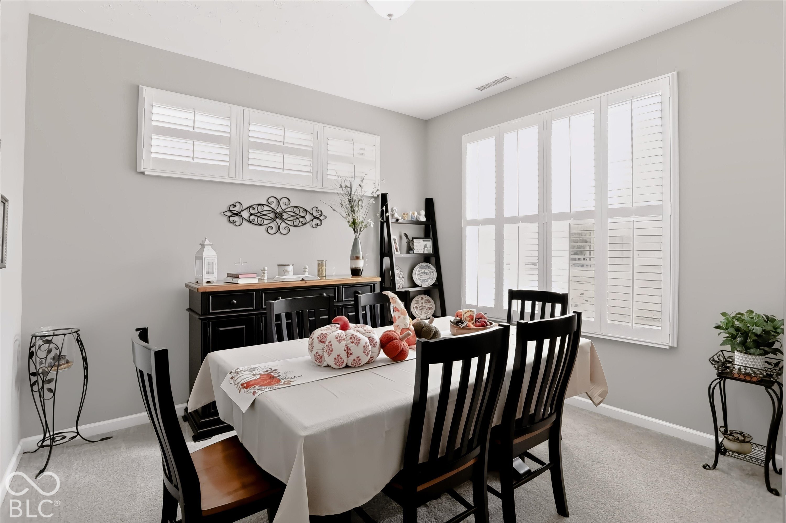 8444 Welder Place, Indianapolis, IN, 46237 photo 4 of 41