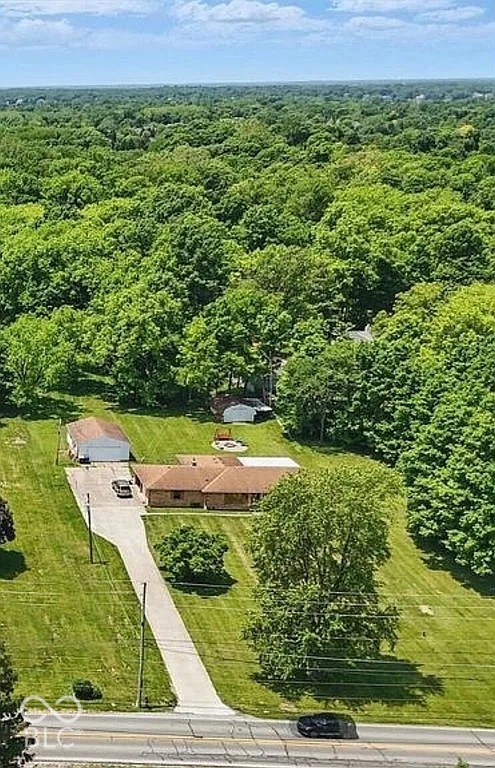 8530 N Carroll Road, Indianapolis, IN, 46236 photo 4 of 21