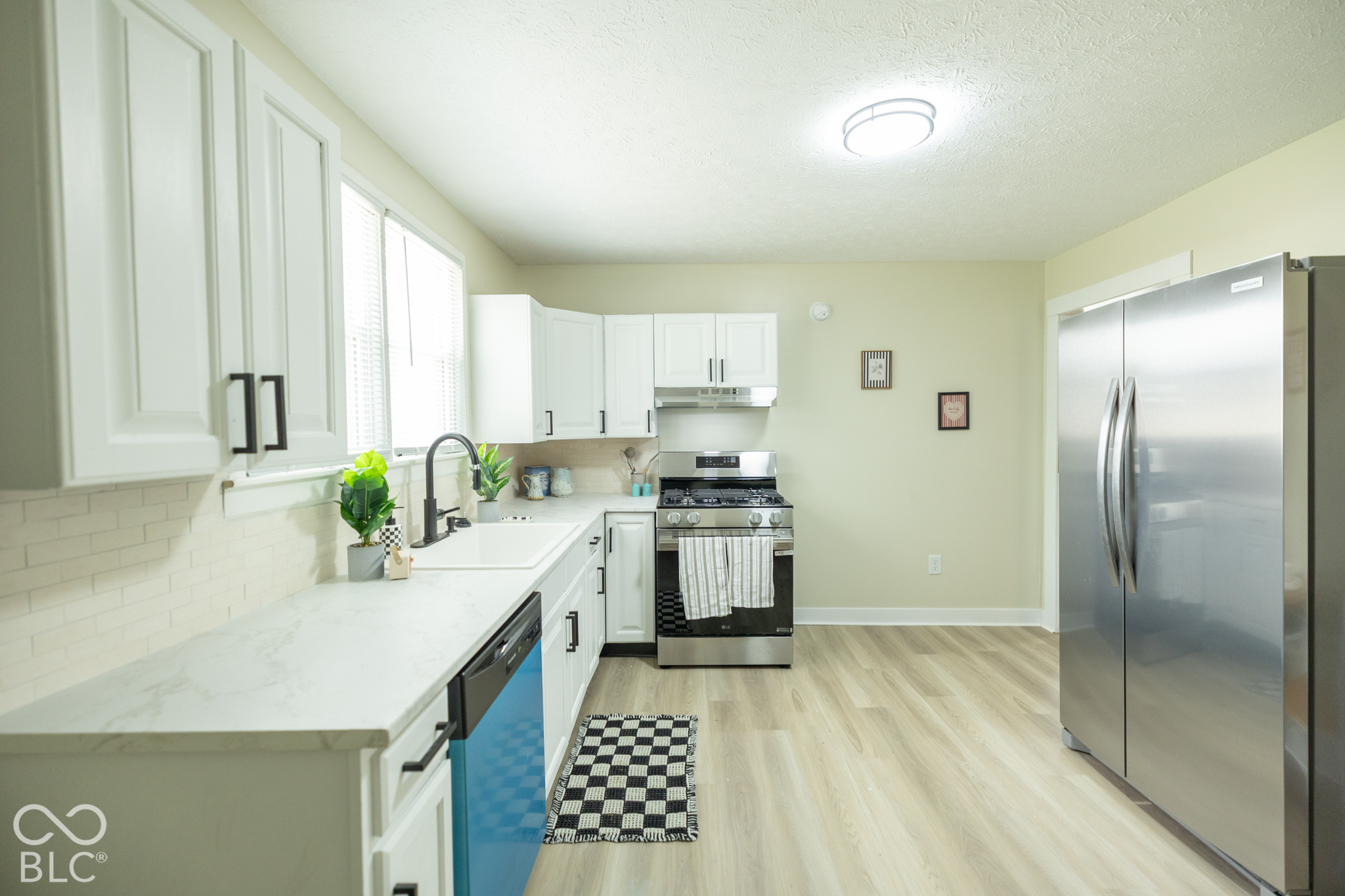1112 W Maple Street, Kokomo, IN, 46901 photo 4 of 44