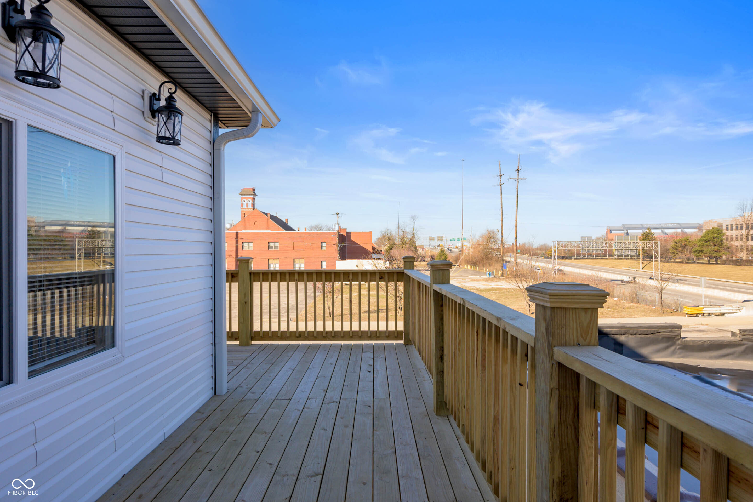 1041 S East Street, Indianapolis, IN, 46225 photo 4 of 27