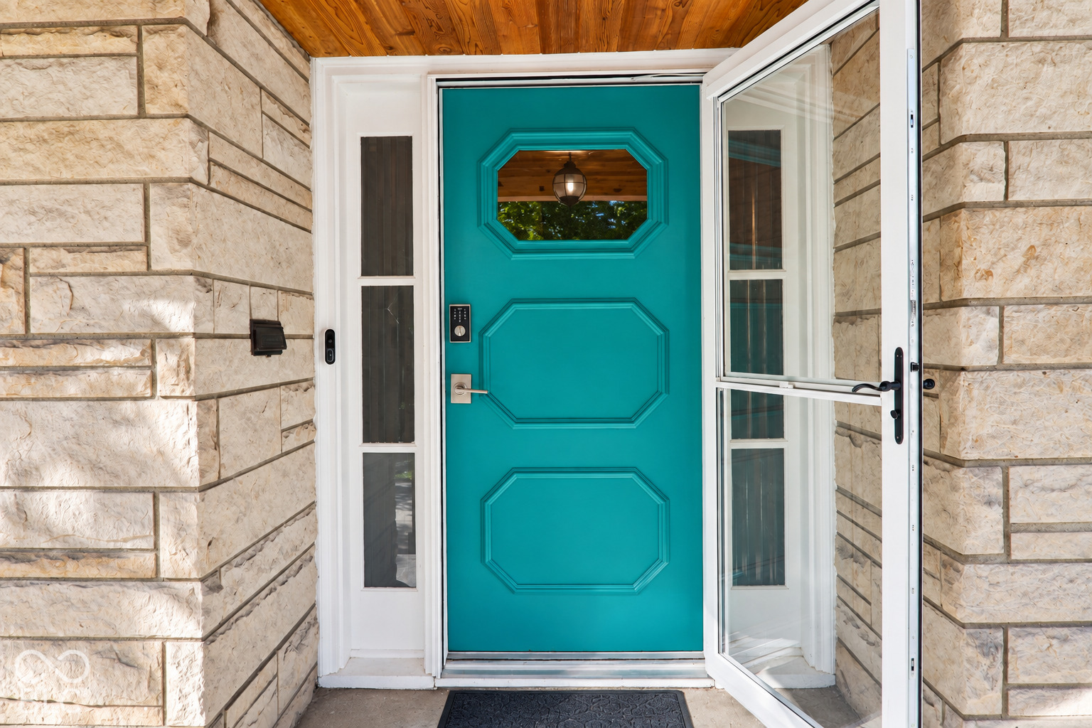 3566 Watson Road, Indianapolis, IN, 46205 photo 4 of 20