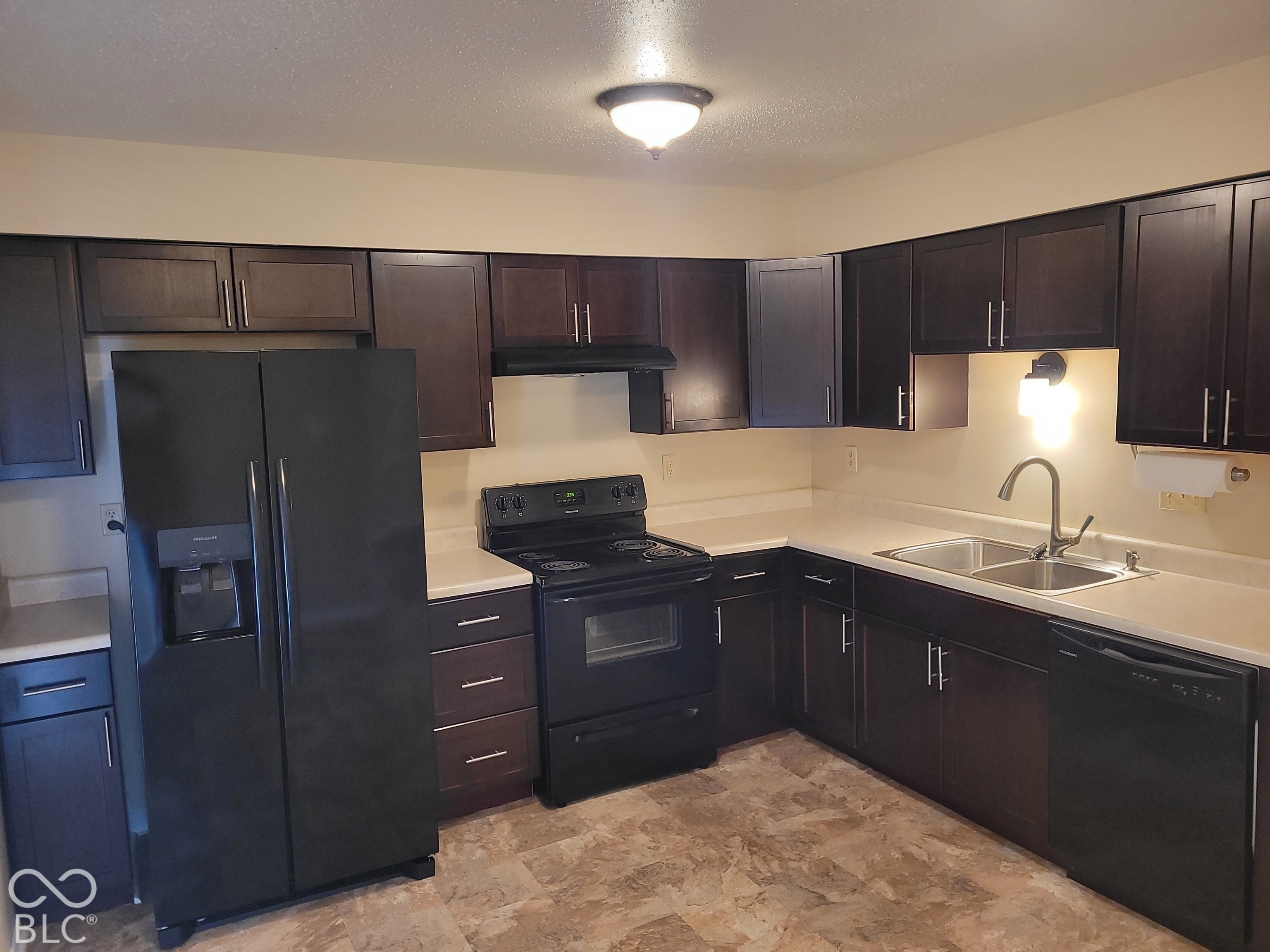 6515 Park Central Way #C, Indianapolis, IN, 46060 photo 4 of 33