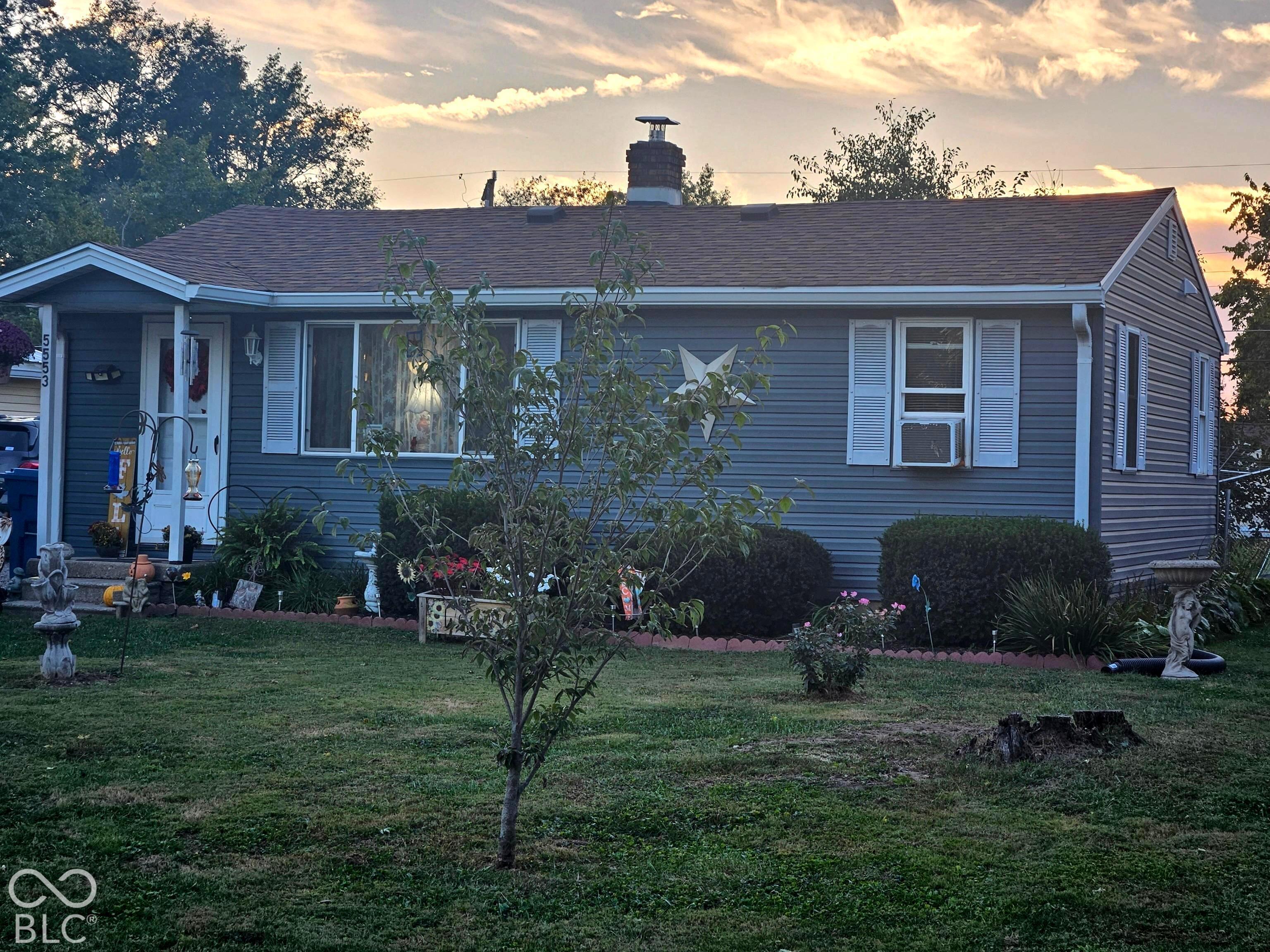 5553 N Clover Elm Drive, Fairland, IN, 46126 photo 4 of 24