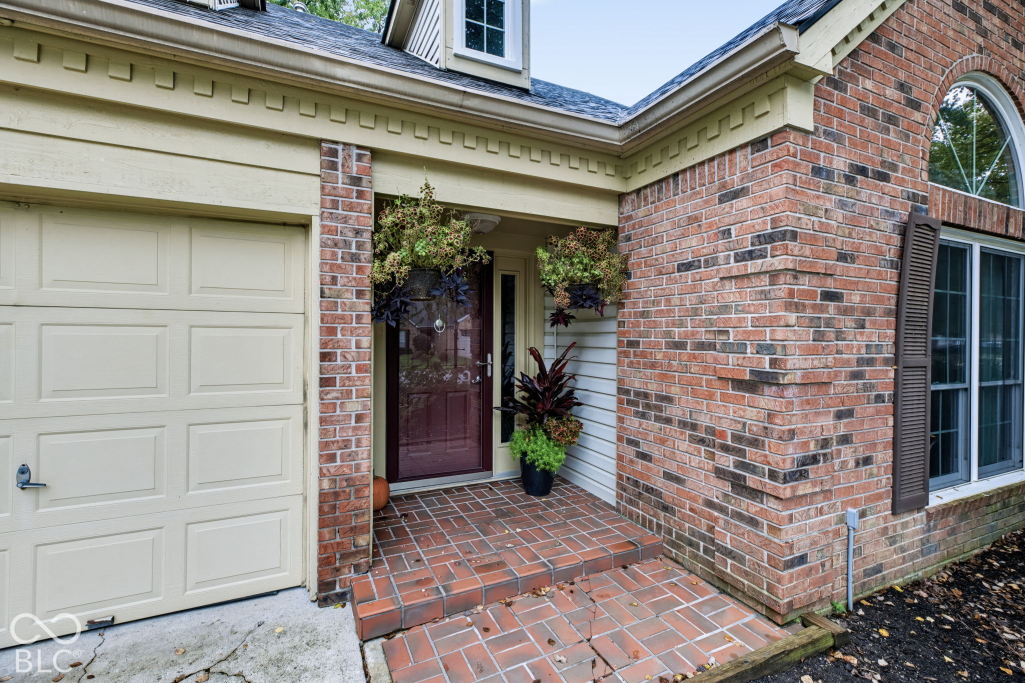 11533 Jamestown West Drive, Fishers, IN, 46038 photo 4 of 59