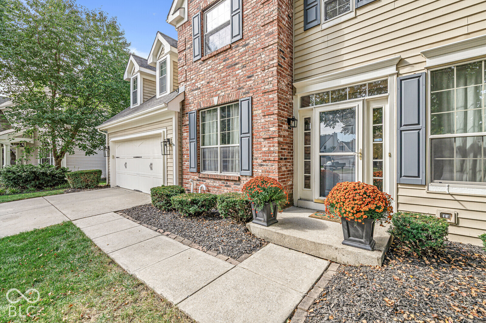 10666 Tarragon Court, Fishers, IN, 46038 photo 4 of 49