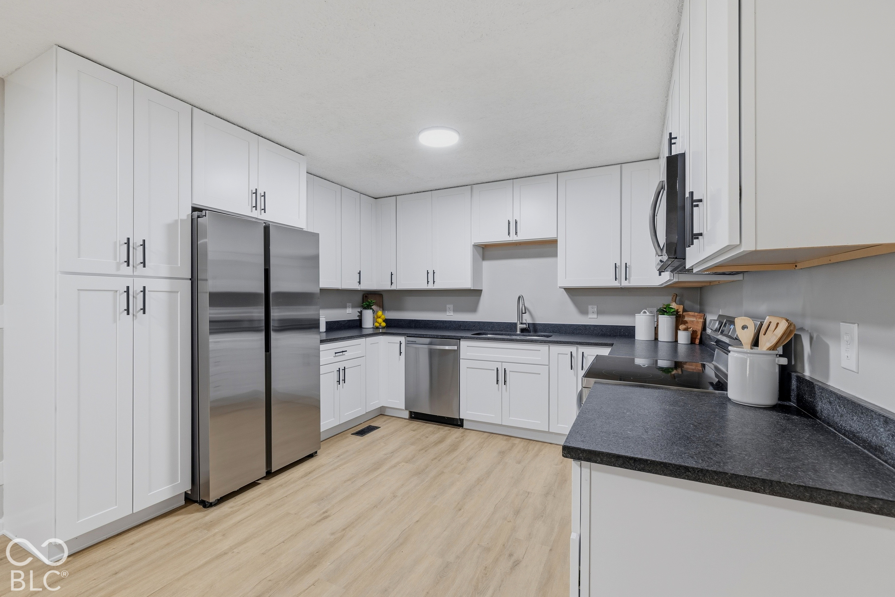 1720 W Hamblen Drive, Indianapolis, IN, 46231 photo 4 of 29