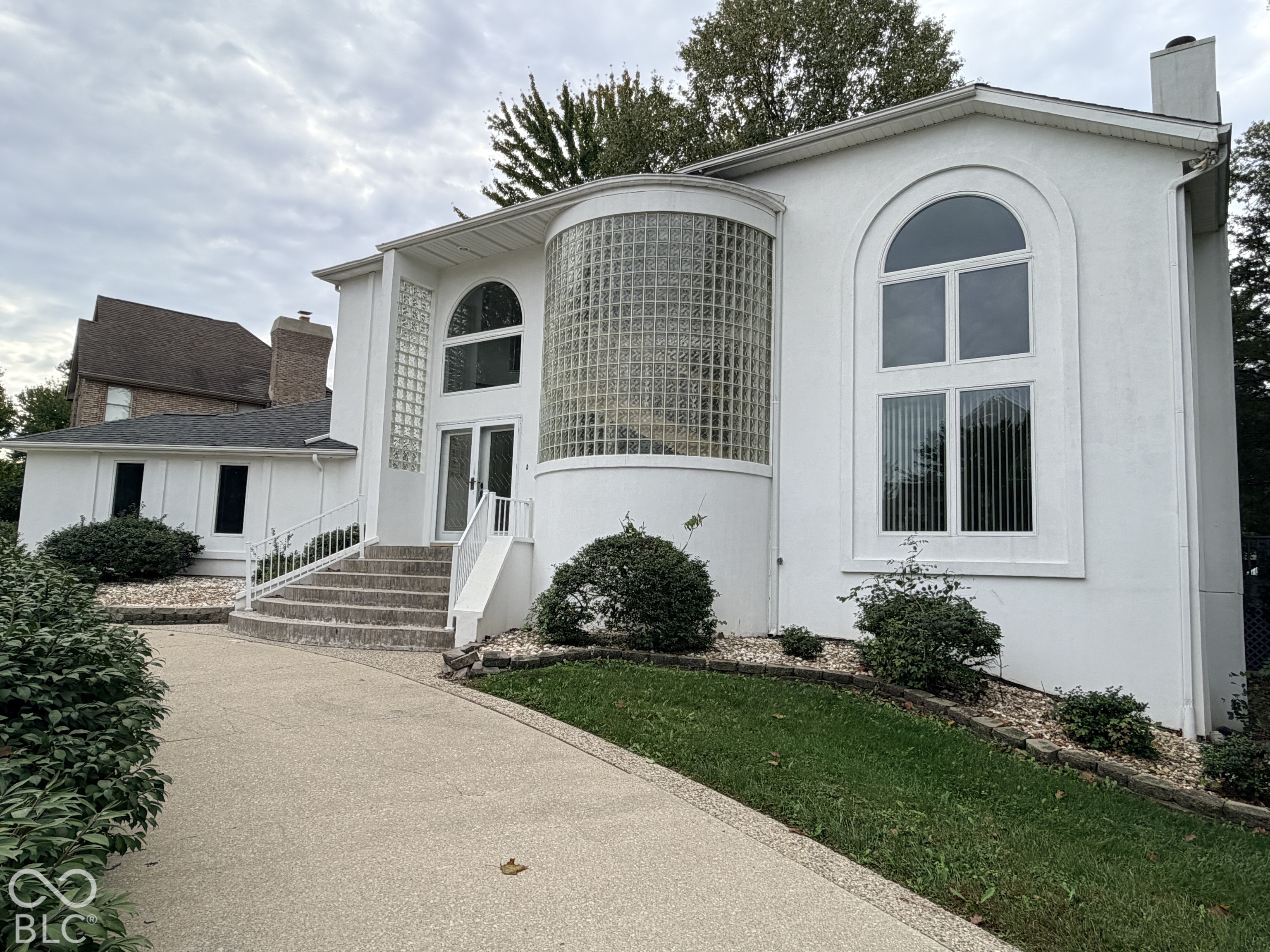 5203 Northwood Drive, Columbus, IN, 47201 photo 4 of 66