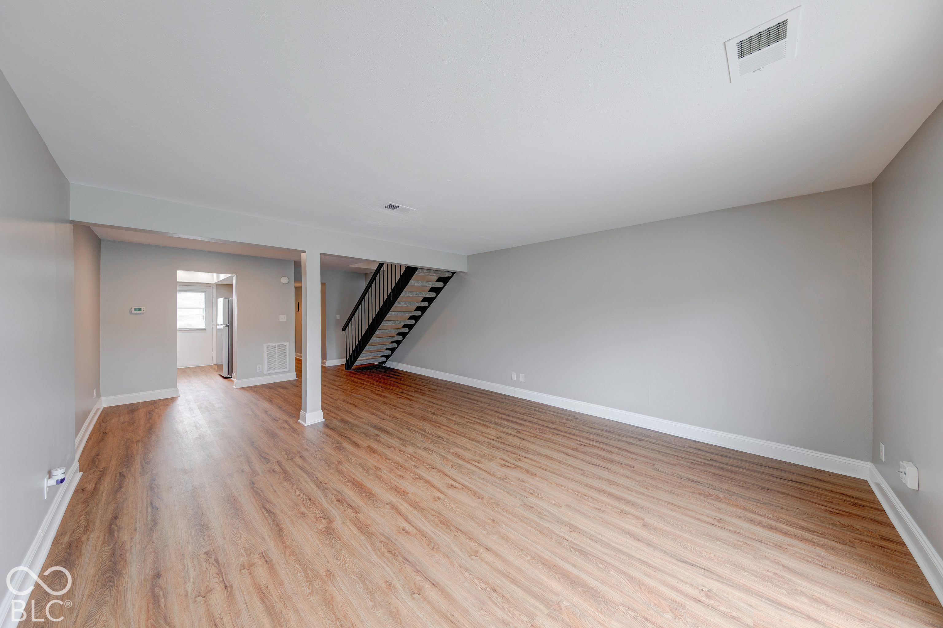 7426 Country Brook Drive, Indianapolis, IN, 46260 photo 4 of 21