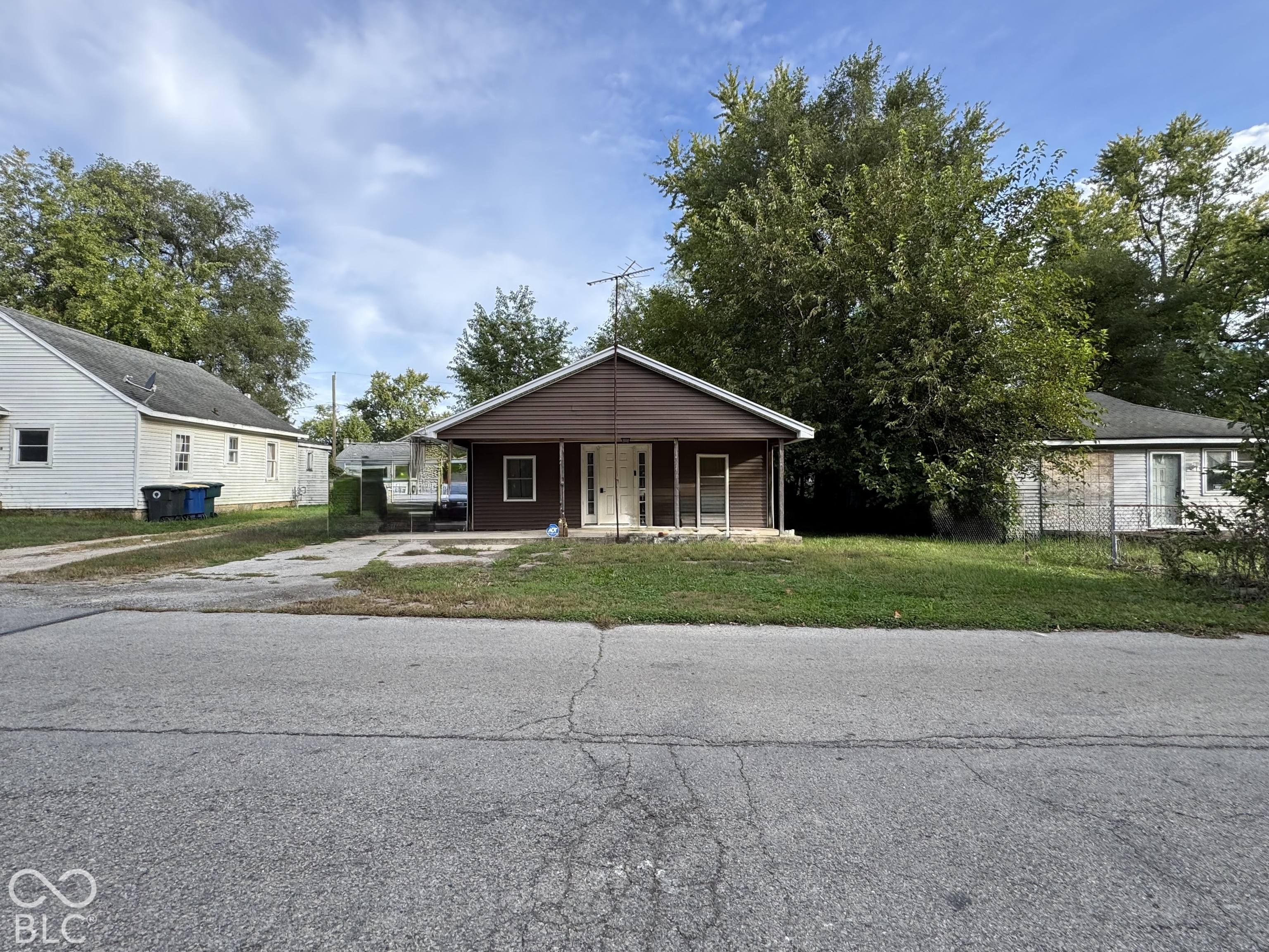 1608 E Harvard Avenue, Muncie, IN, 47303 photo 4 of 4