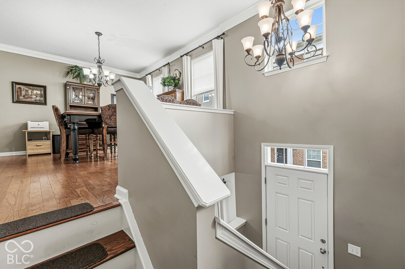 9554 Oakley Drive, Indianapolis, IN, 46260 photo 4 of 39