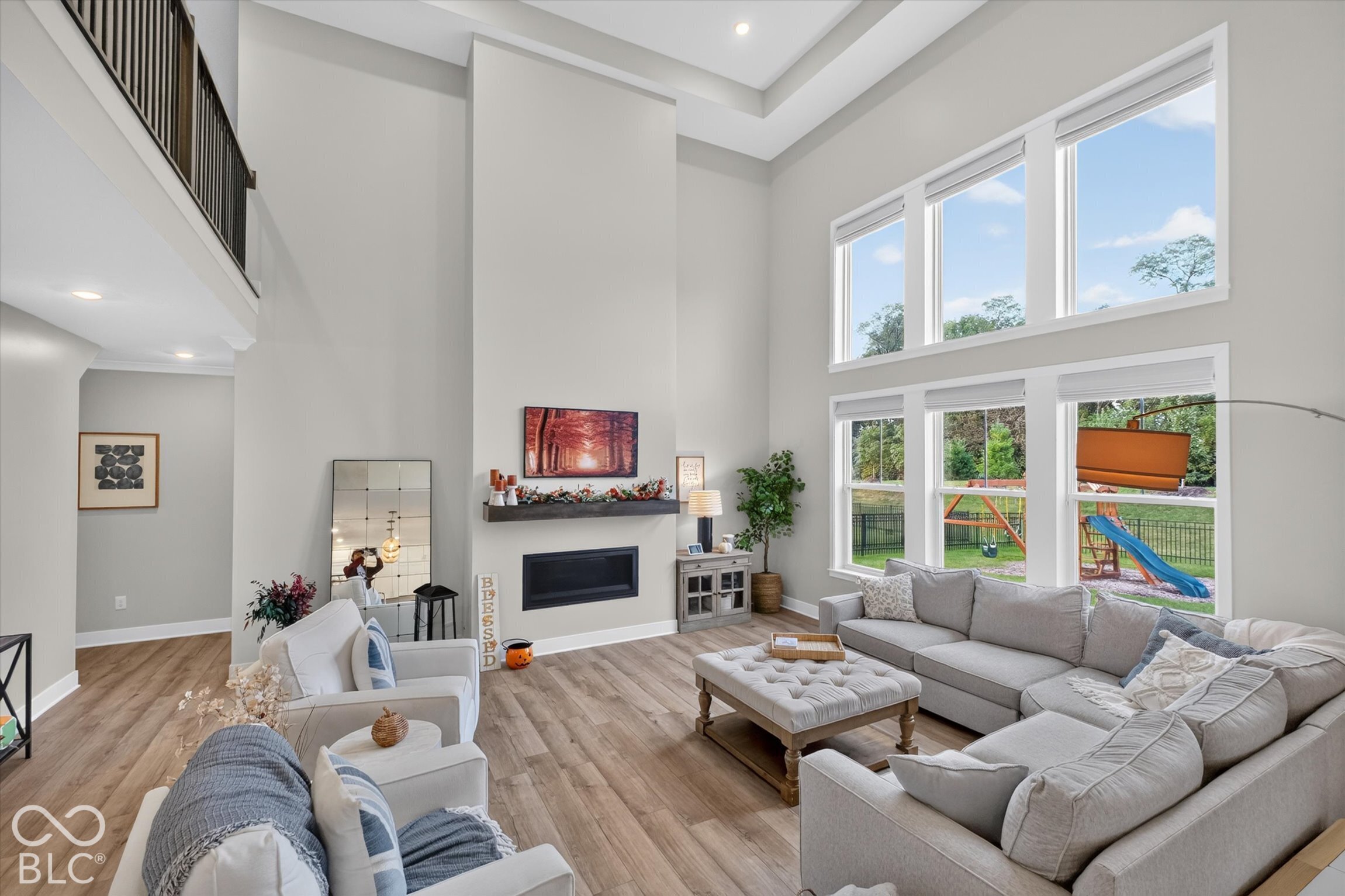 11500 Aubrey Lane, Fishers, IN, 46040 photo 4 of 55