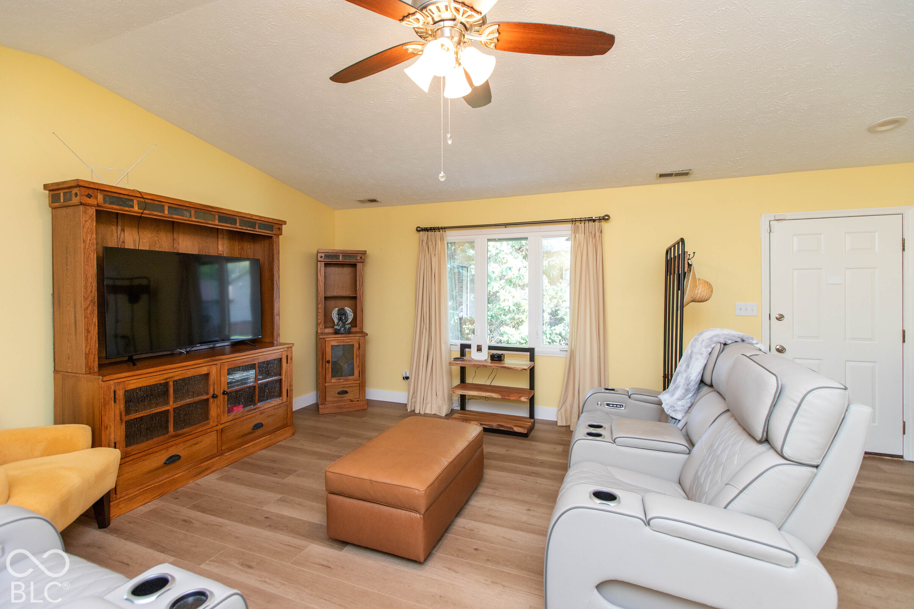820 Staton Place West Drive, Indianapolis, IN, 46234 photo 4 of 22