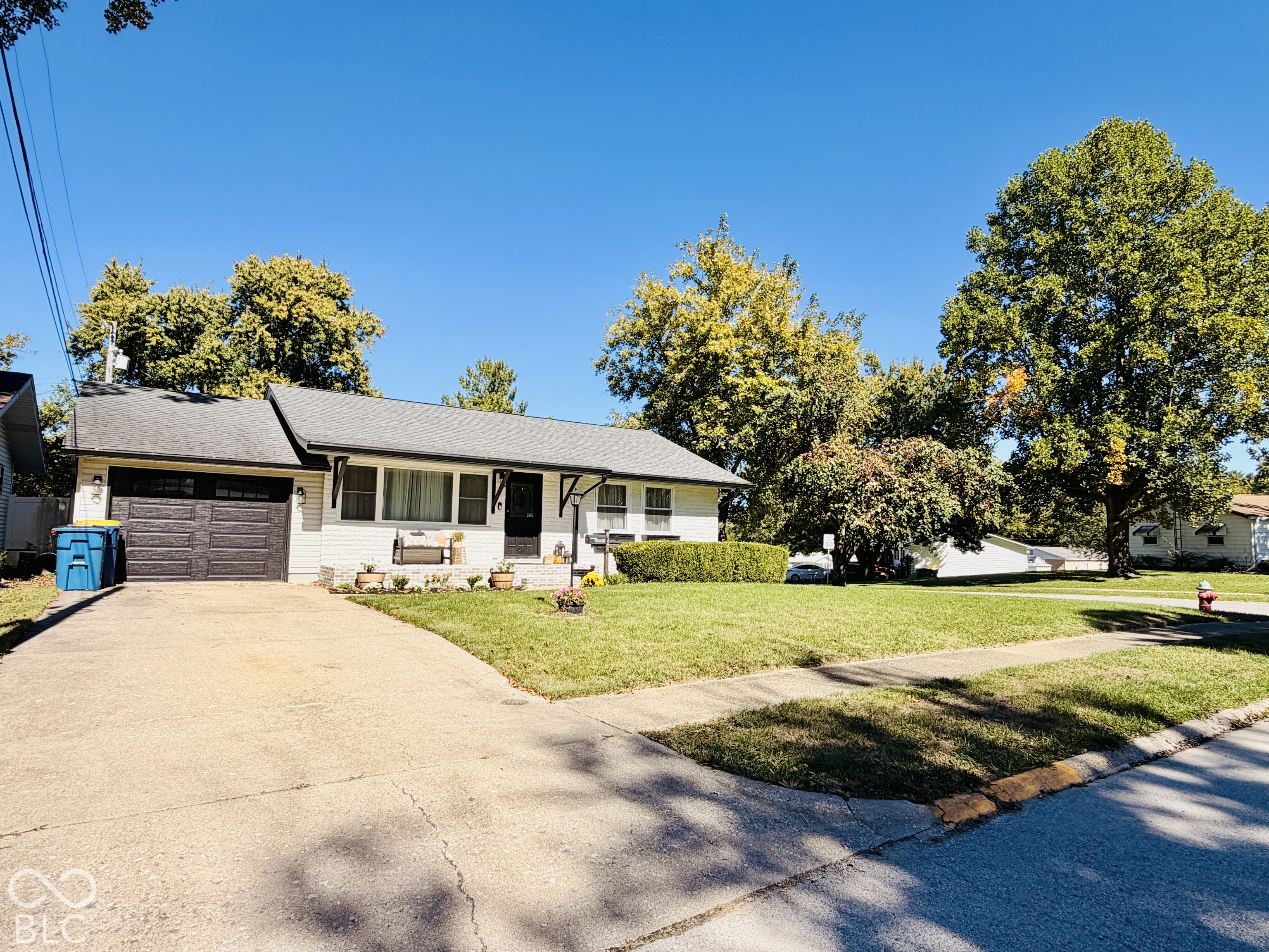 805 Hillcrest Drive, Greencastle, IN, 46135 photo 4 of 101