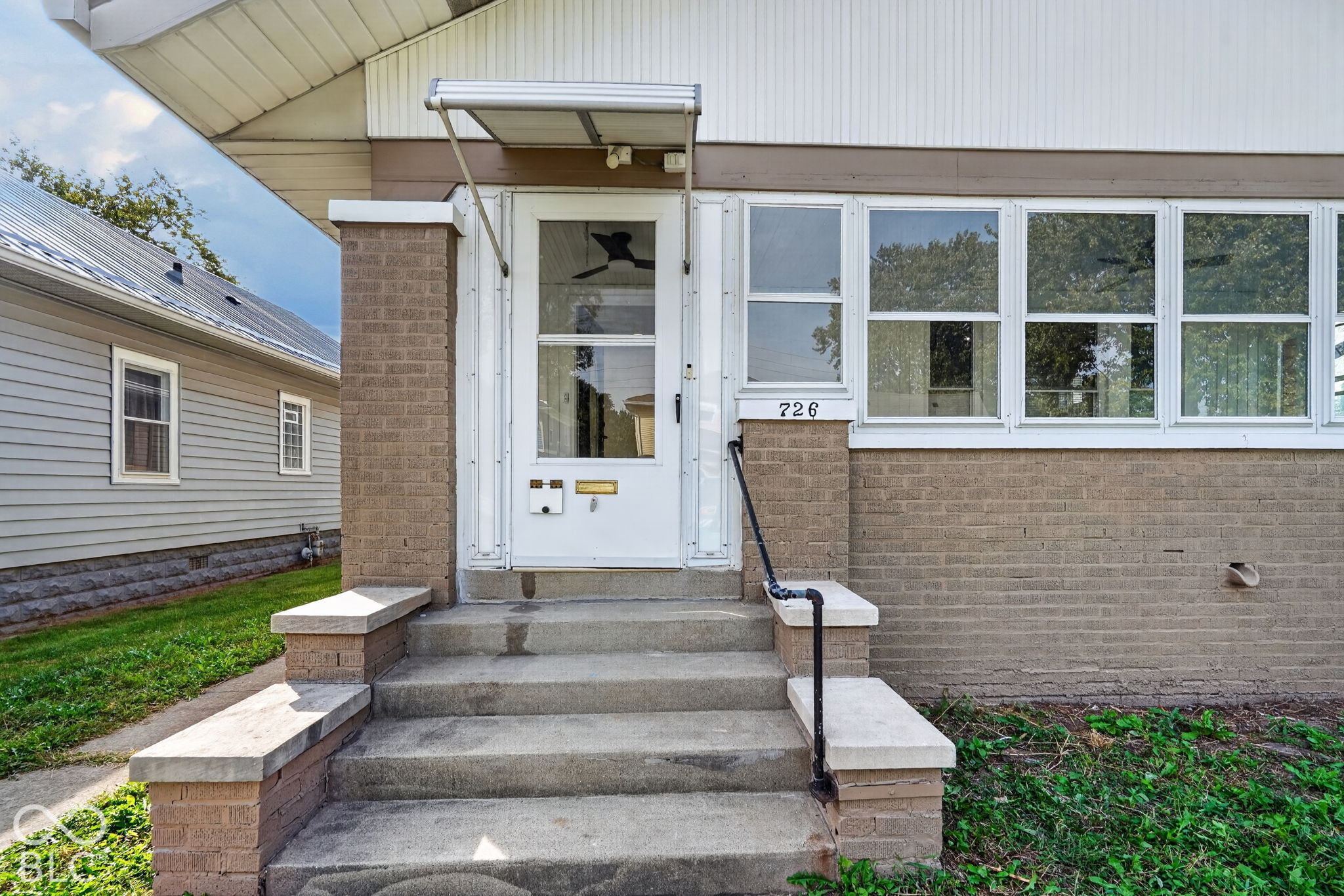 726 N Chester Avenue, Indianapolis, IN, 46201 photo 4 of 41